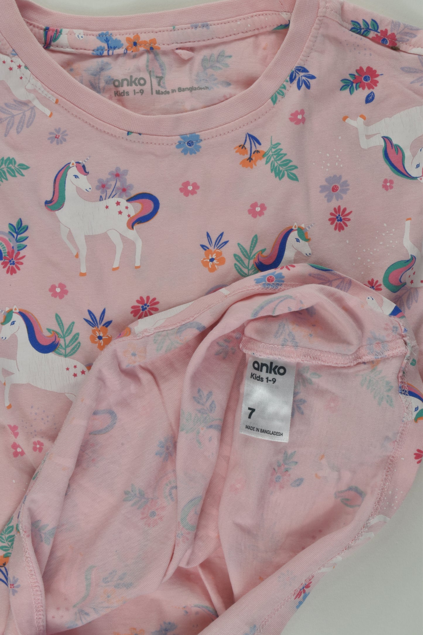 Anko Size 7 Unicorn T-shirt