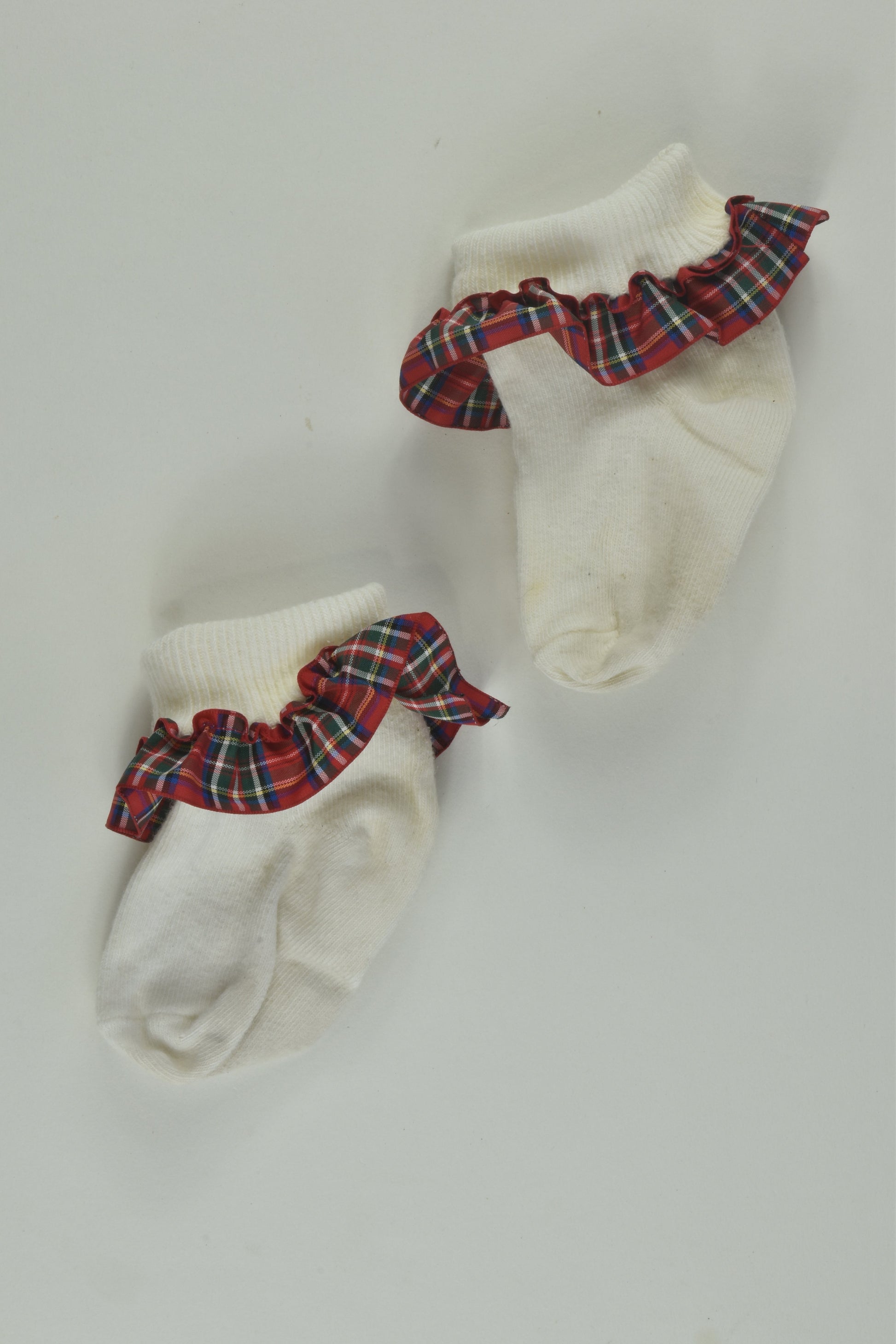 Brand Unknown Size approx 6-12 months Socks