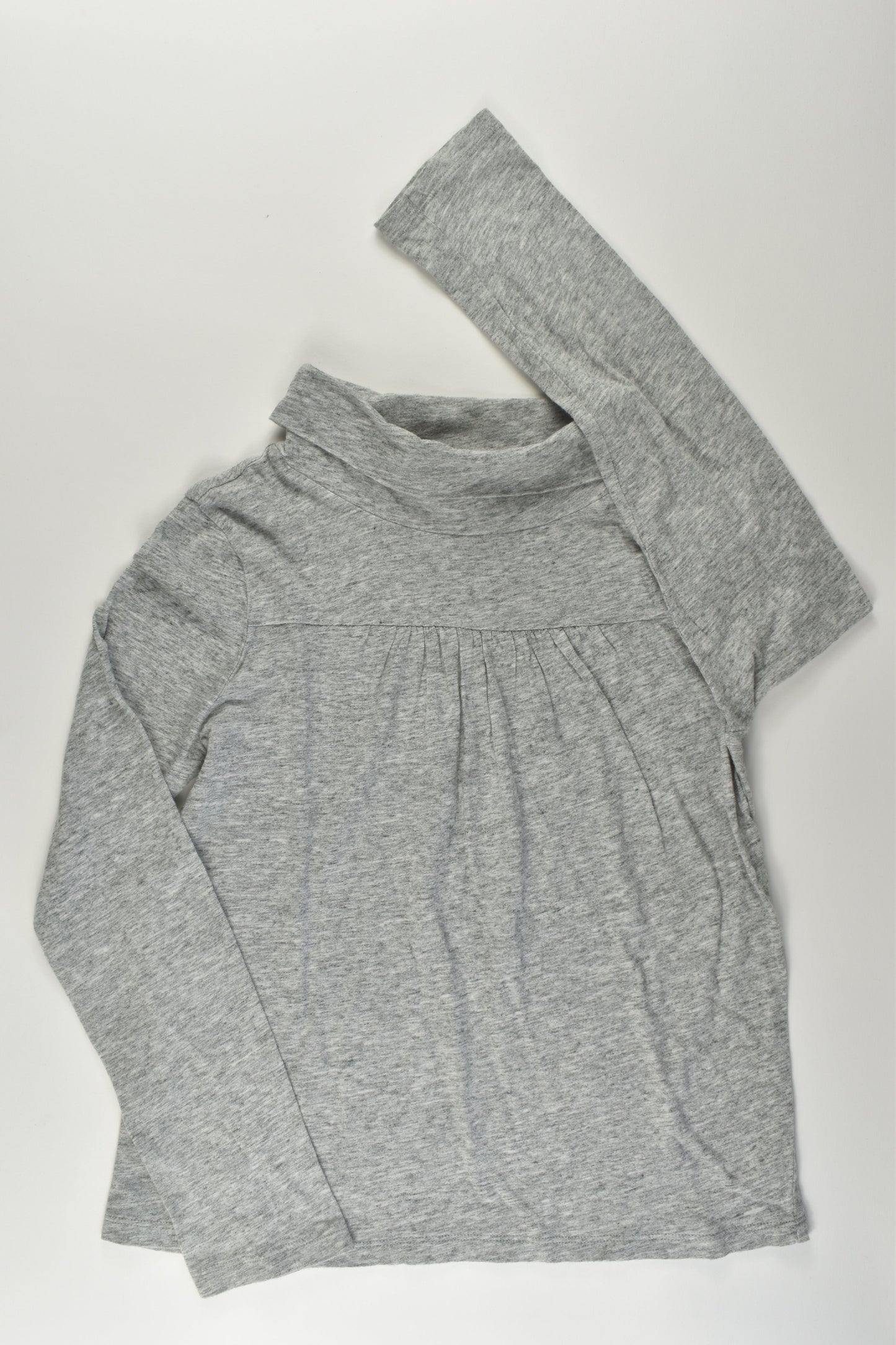 Country Road Size 8 Turtle Neck Top