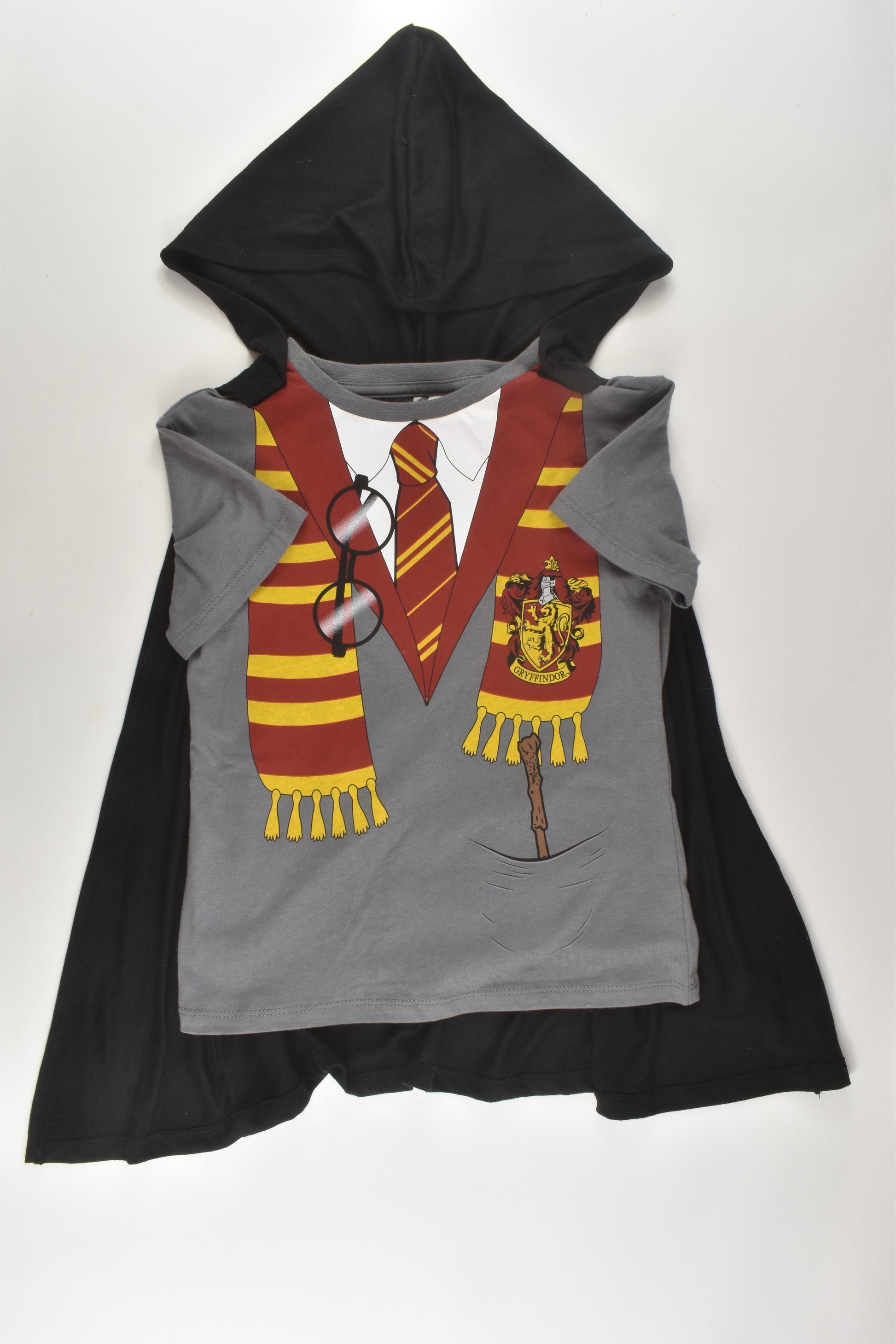 Harry Potter Size 7 T-shirt and Cape