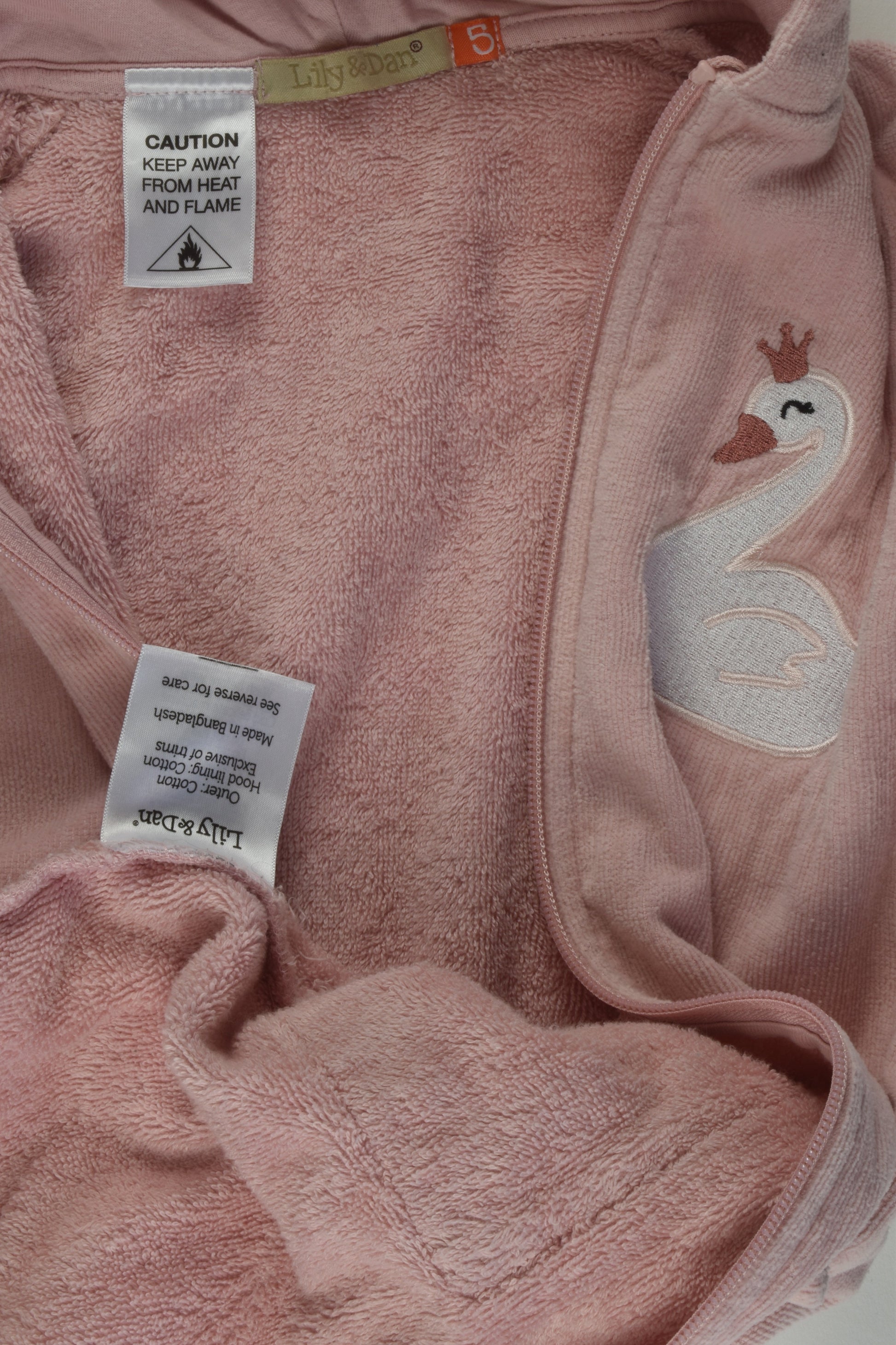 Lily & Dan Size 5 Swan Bath Robe