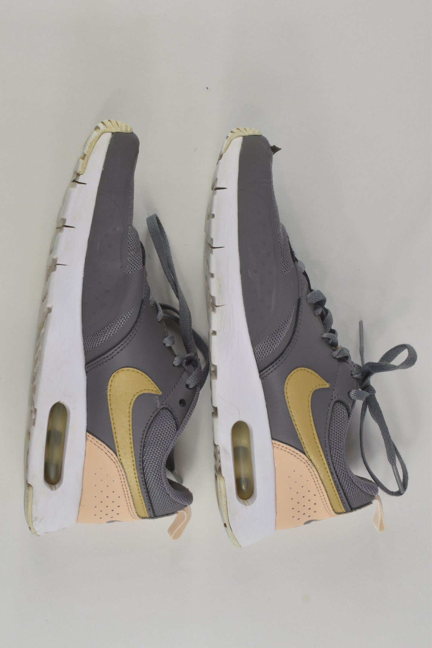 Nike Air Size UK 4 Shoes