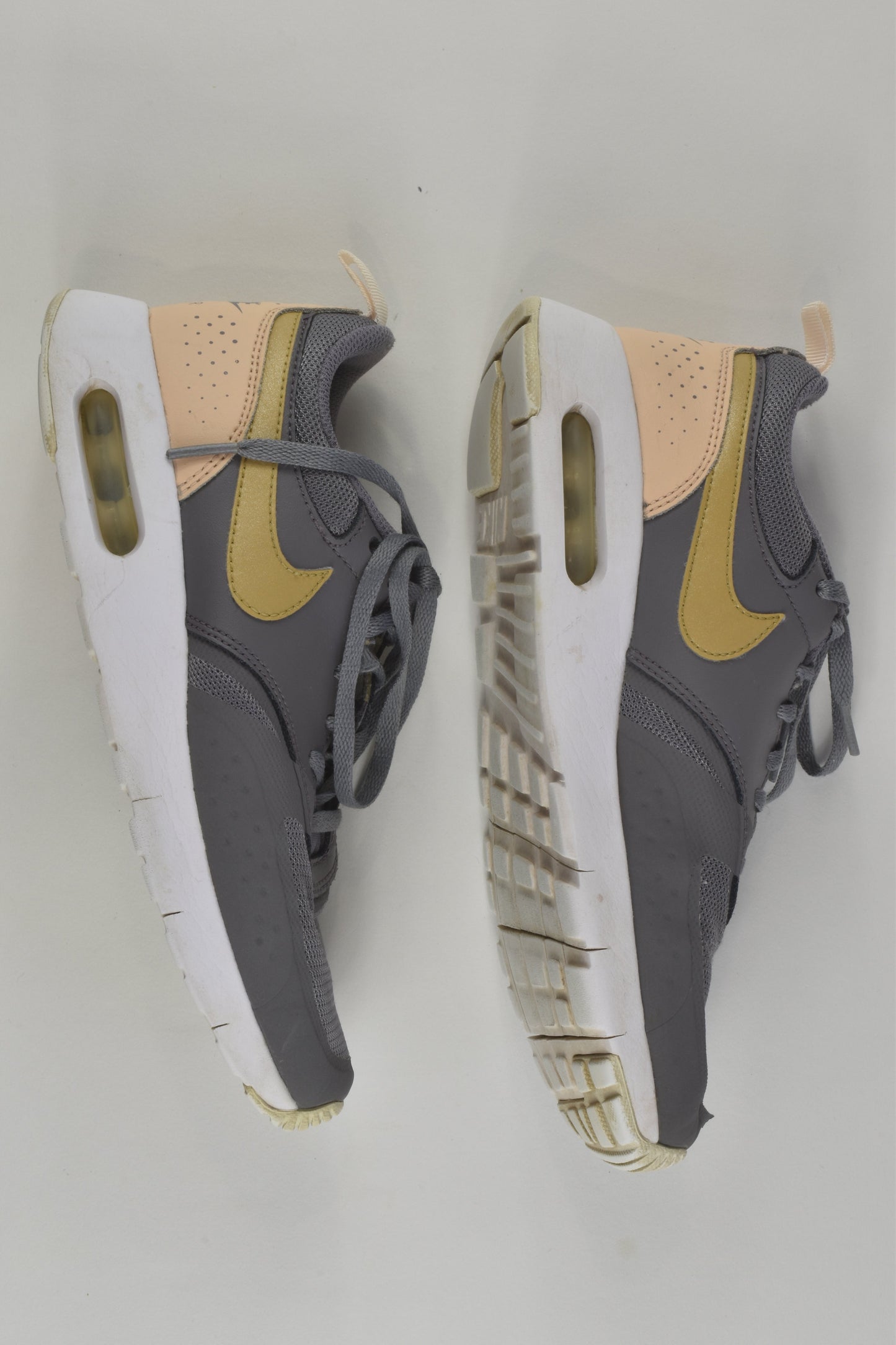 Nike Air Size UK 4 Shoes