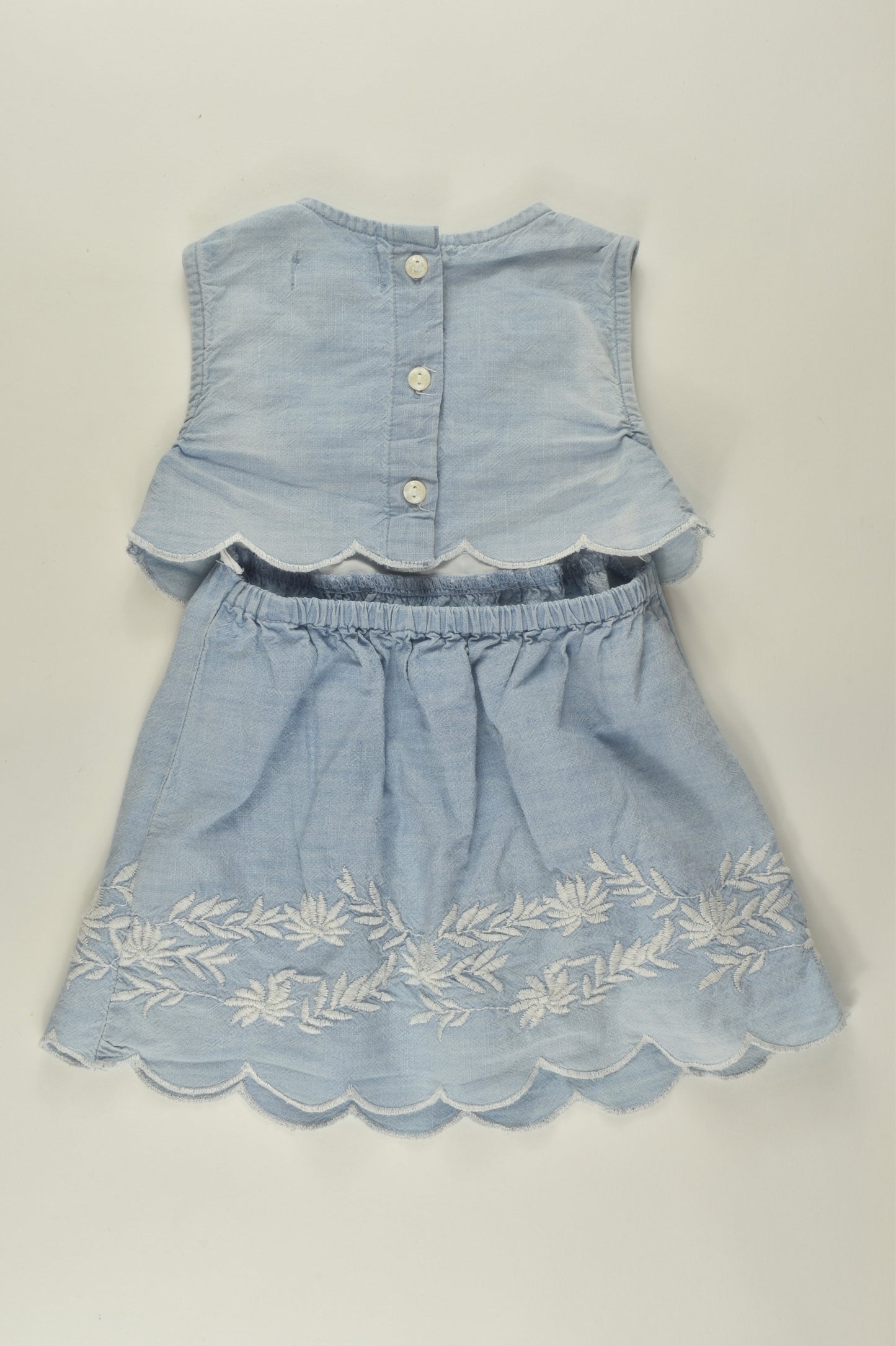 Old Navy Size 1 Embroidery Denim Dress