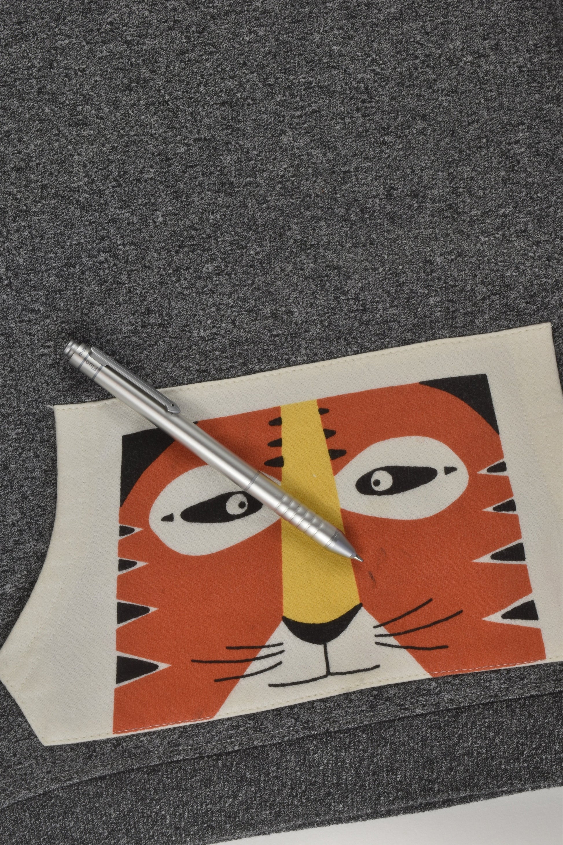 Pipi & Pupu Size 5-6 Organic Tiger Sweater