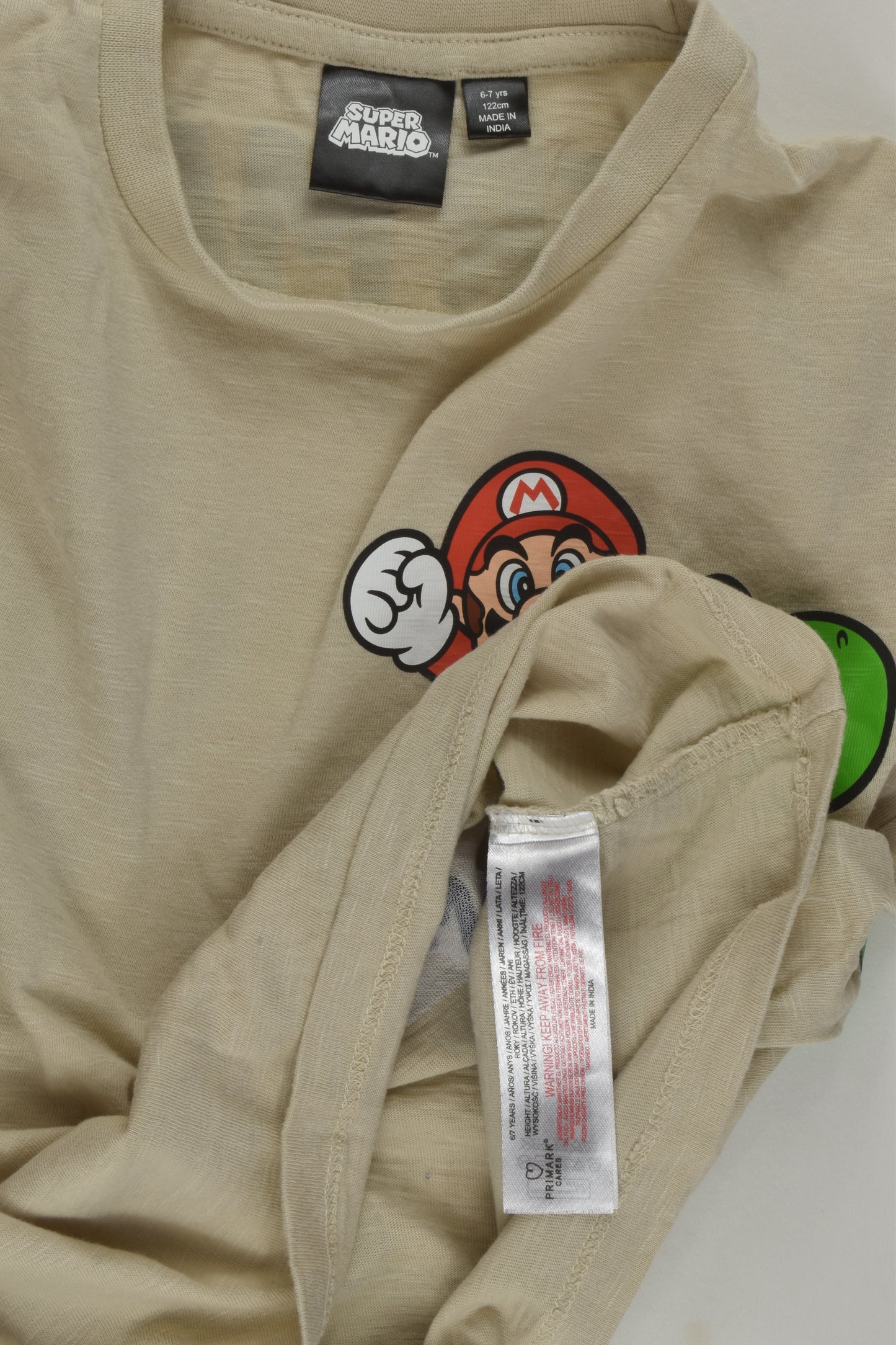 Super Mario Size 6-7 T-shirt