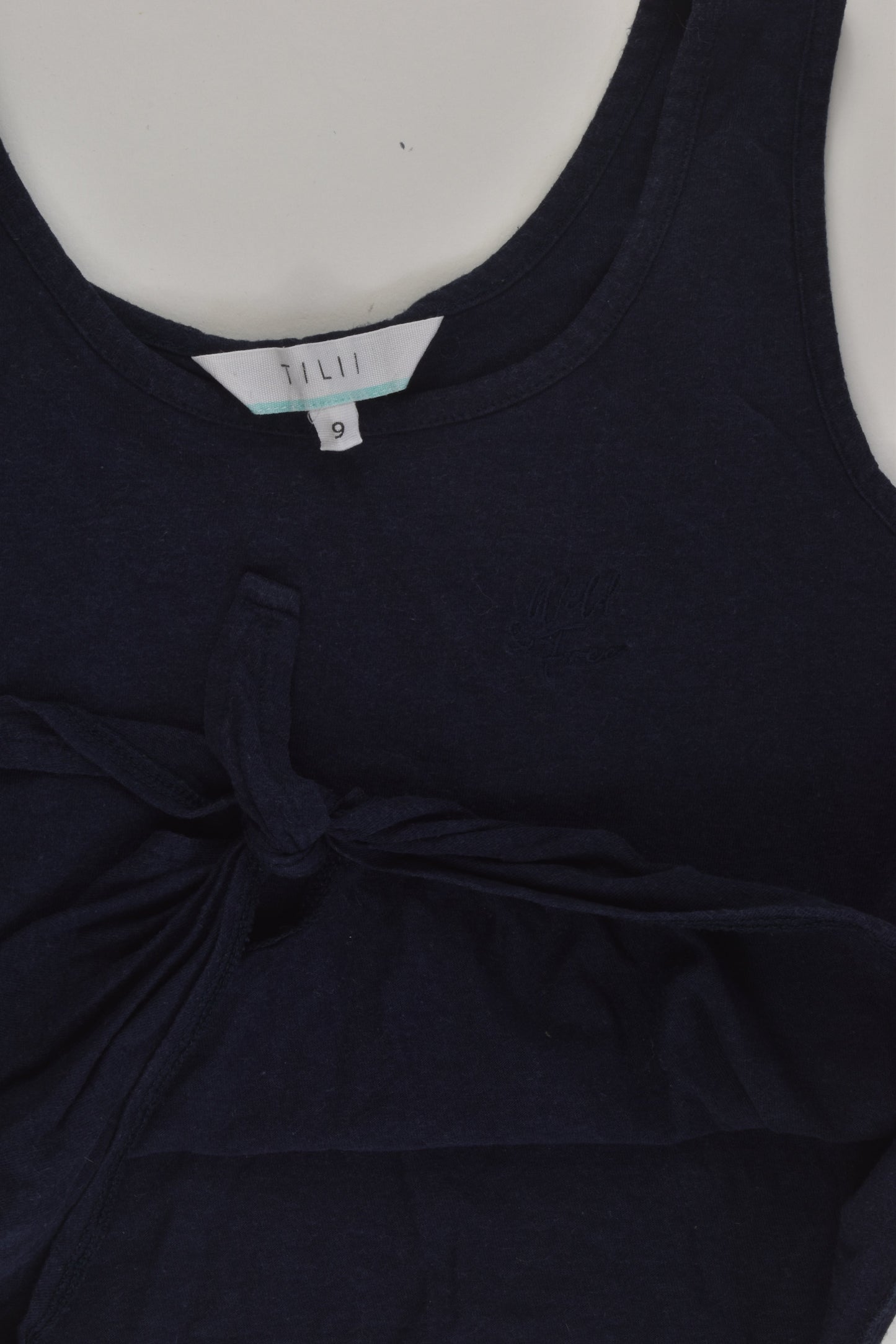 Tilii Size 9 Tie-Front Top