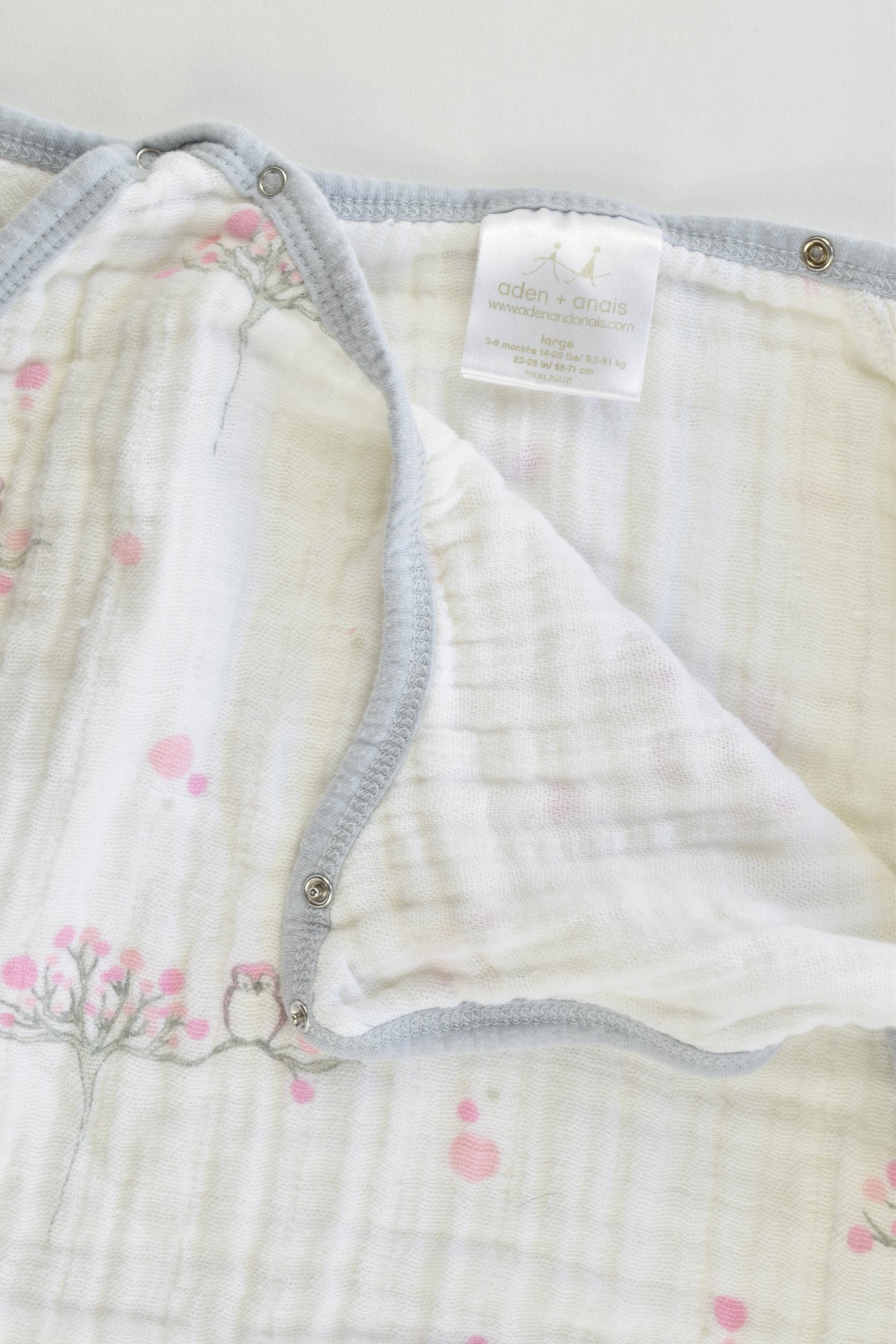 Aden + Anais Size 3-6 months (6.3-9.1 kg) Muslin Swaddle