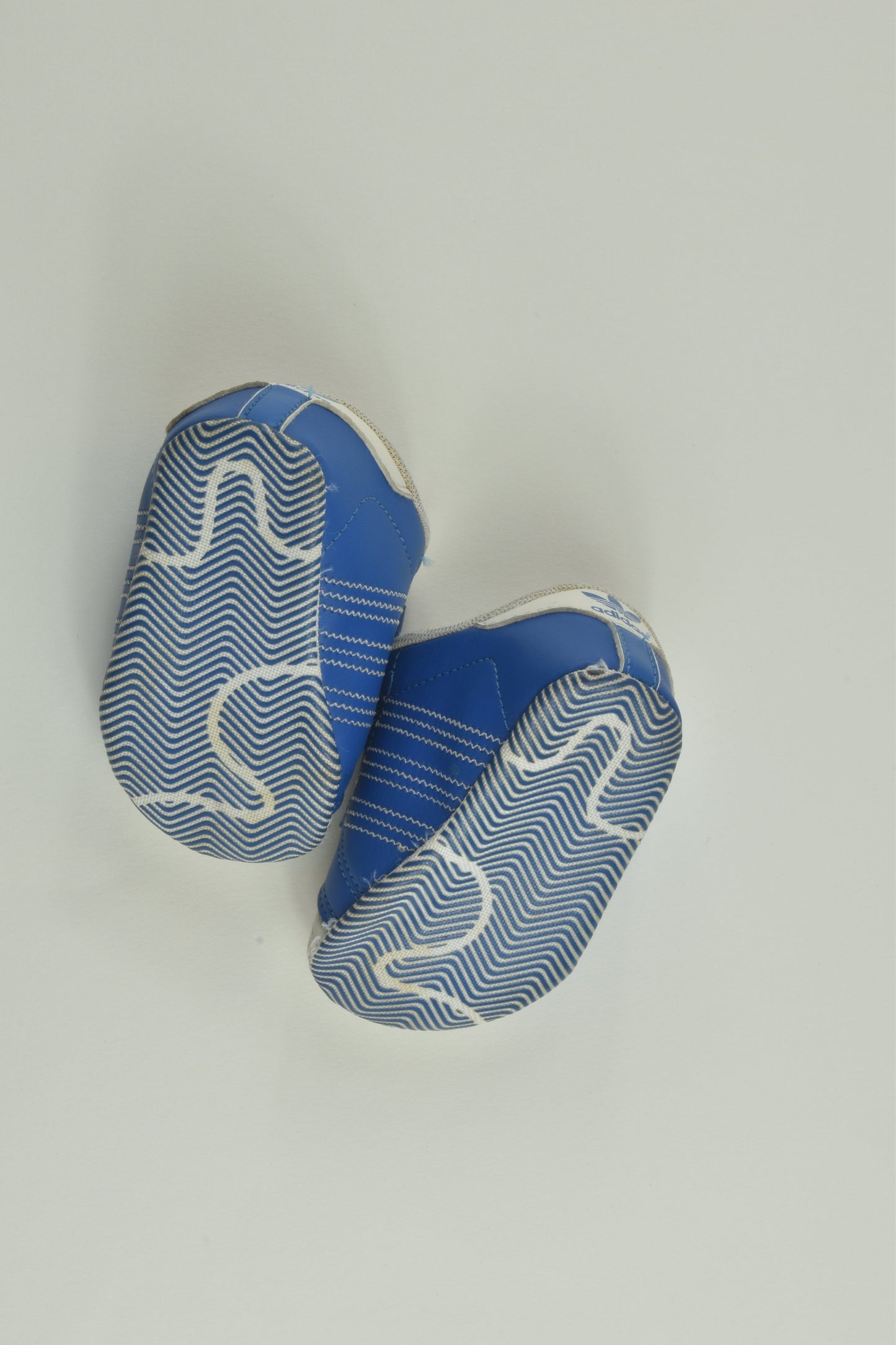 Adidas Size 1 Baby Soft Sole Shoes