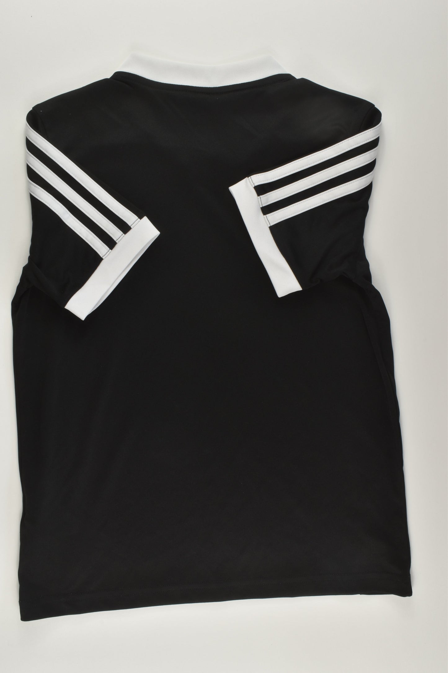 Adids Size approx 9-10 Sport T-shirt