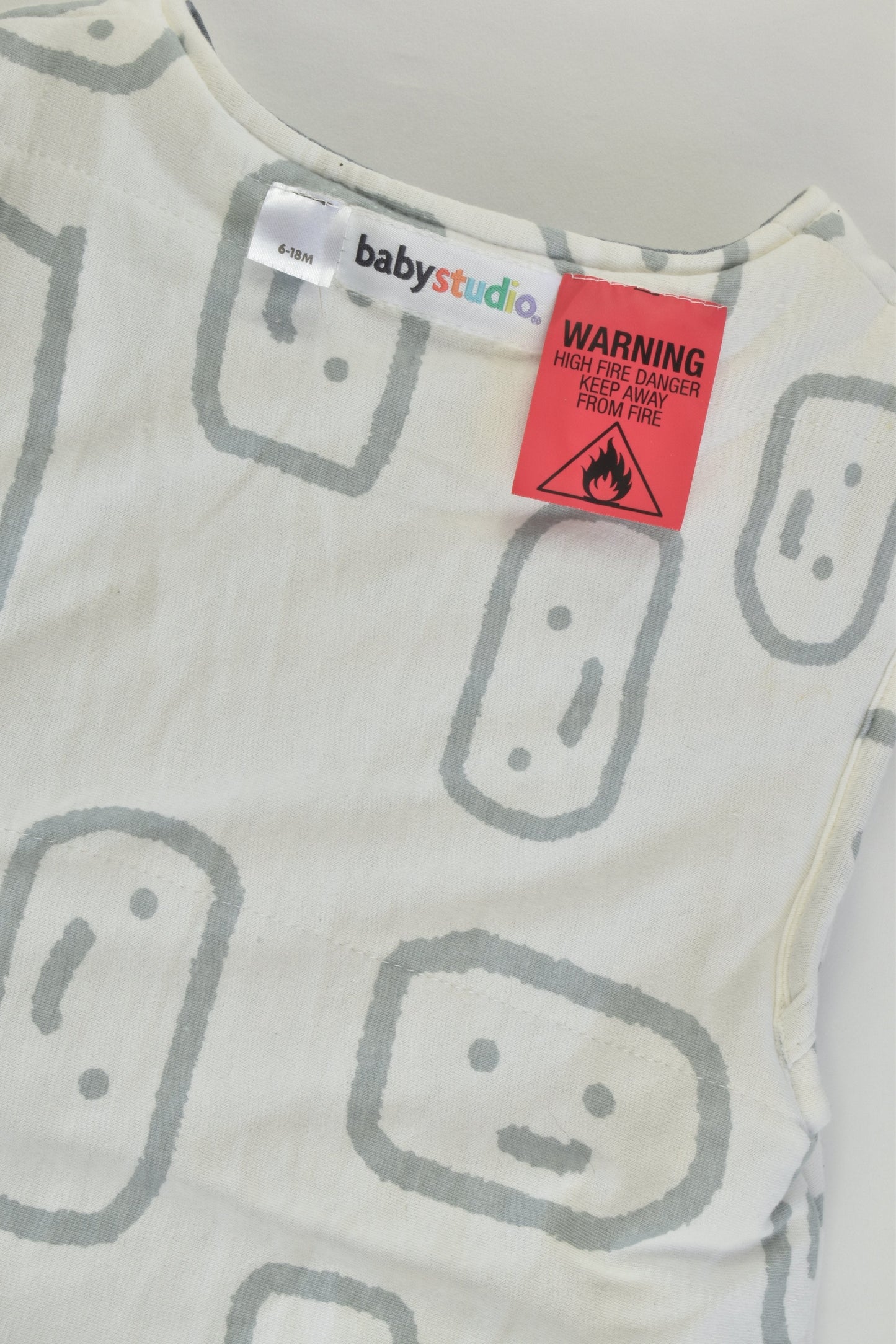 Baby Studio Size 0-1 (6-18 months) Reversible 2.5 Tog Sleeping Bag