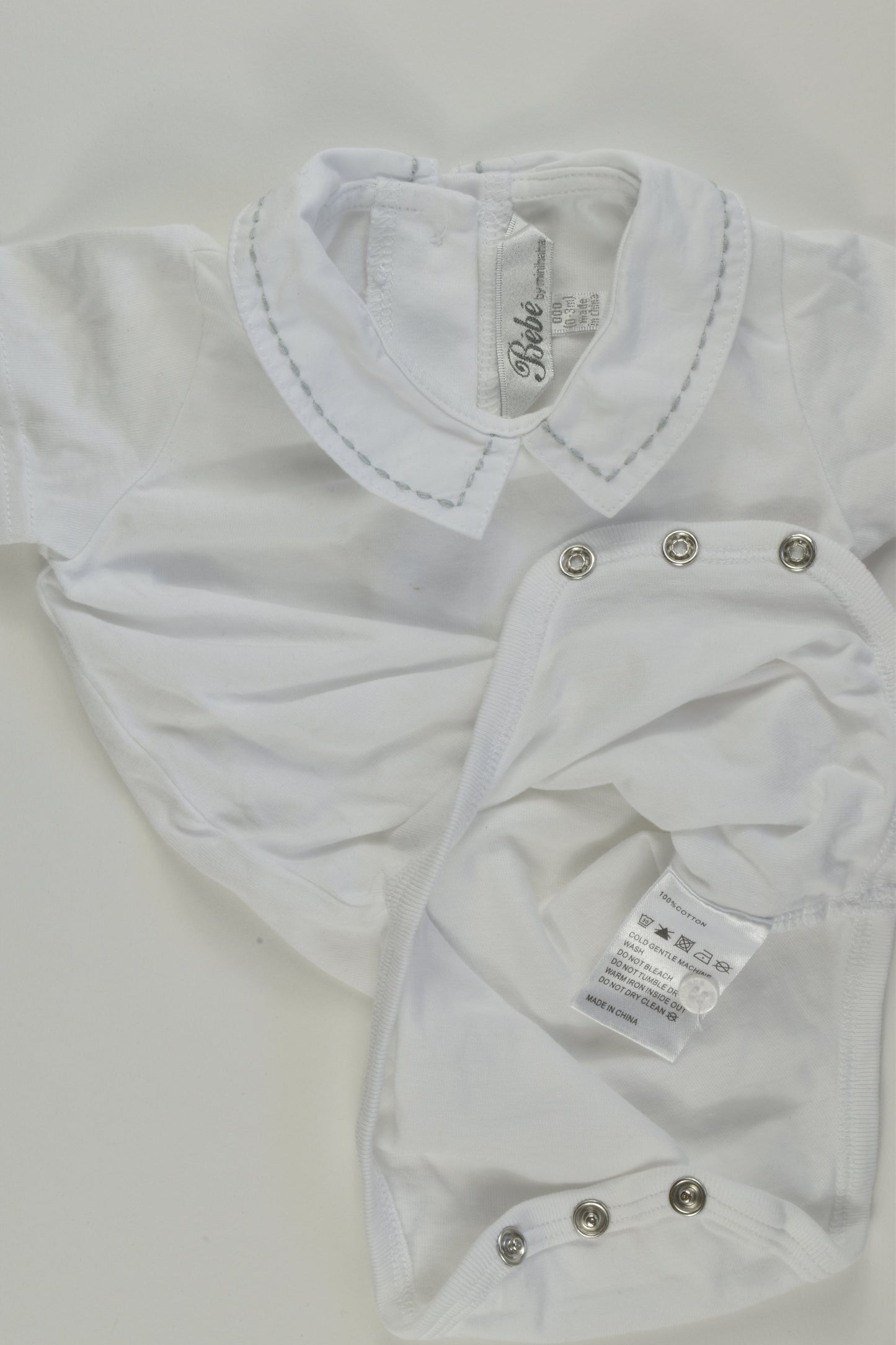Bébé by Minihaha Size 000 Collared Bodysuit