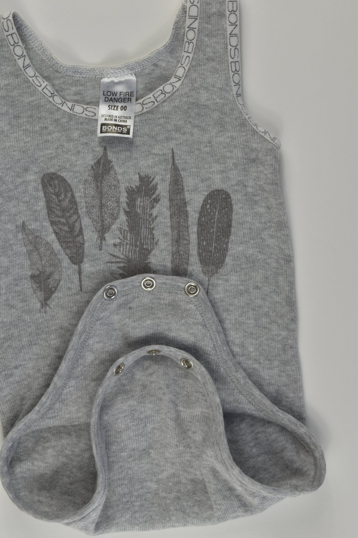 Bonds Size 00 Feathers Bodysuit