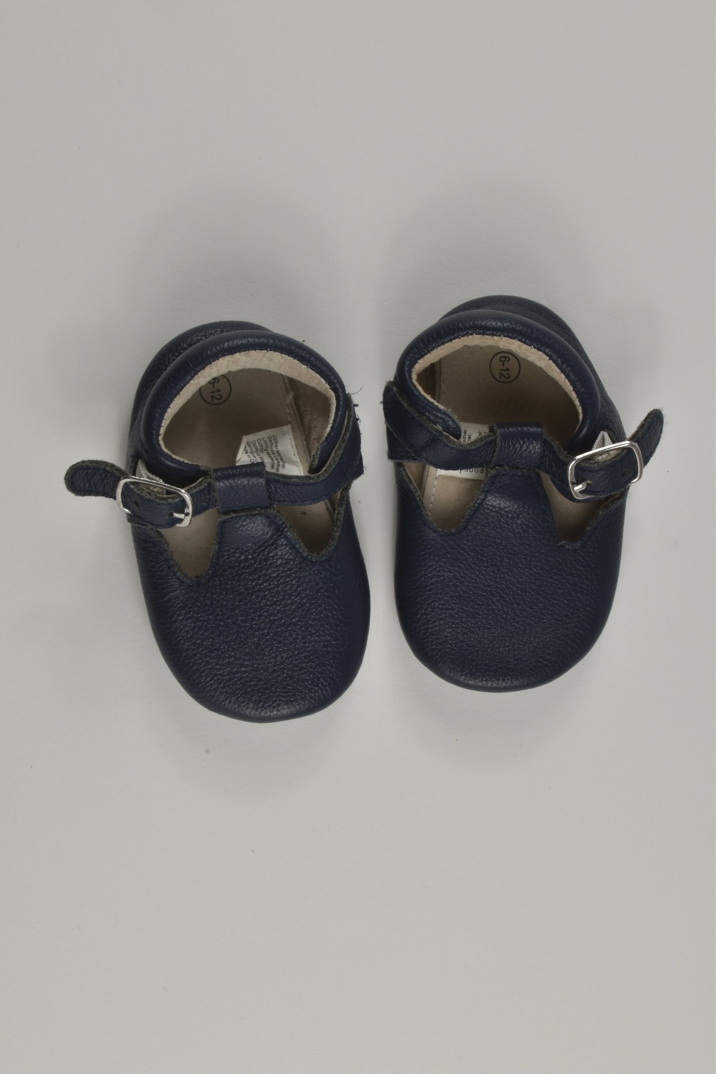 Brand Unknown Size 3 Leather Slippers
