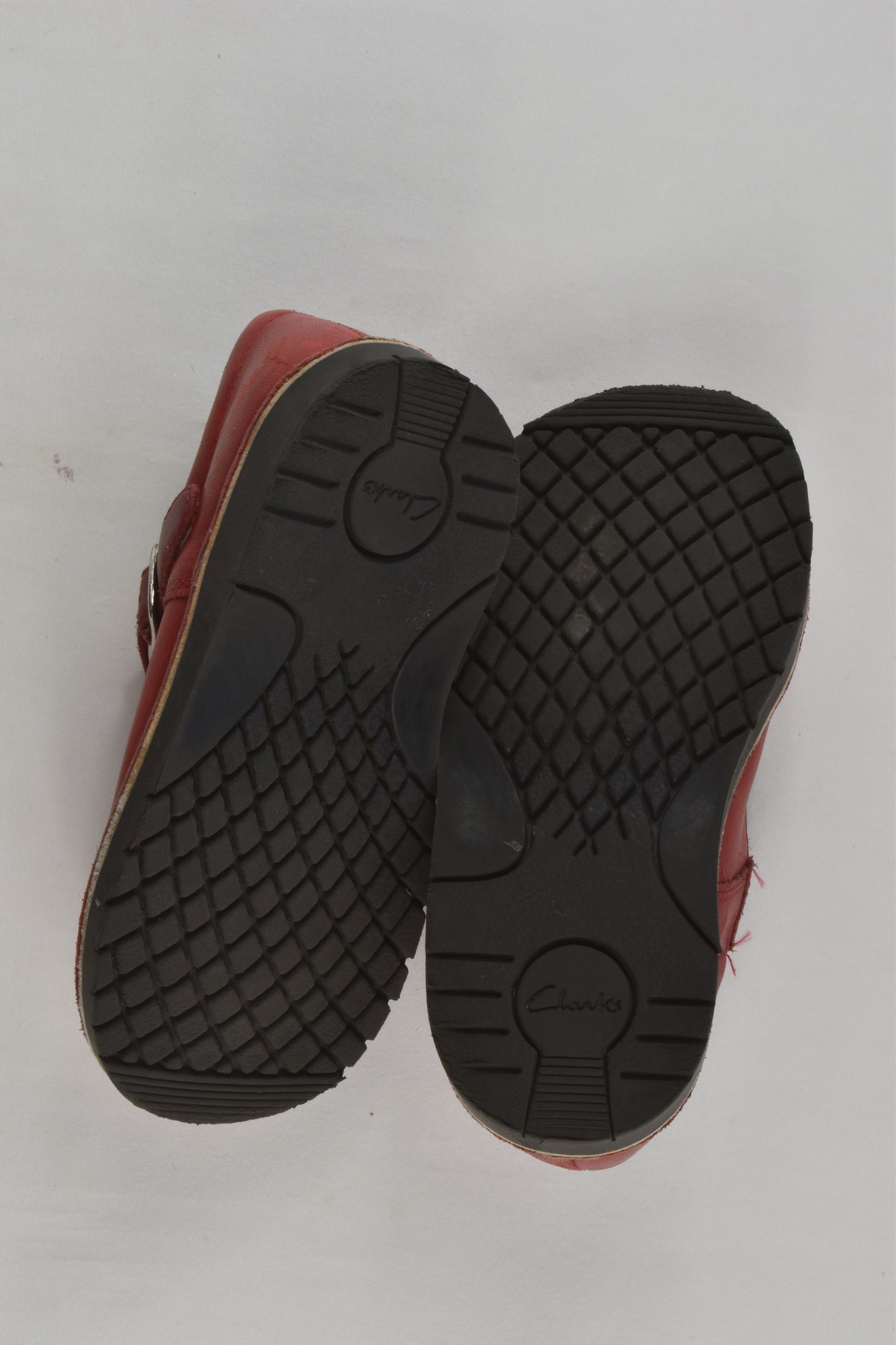 Clarks Size 9 Leather Shoes