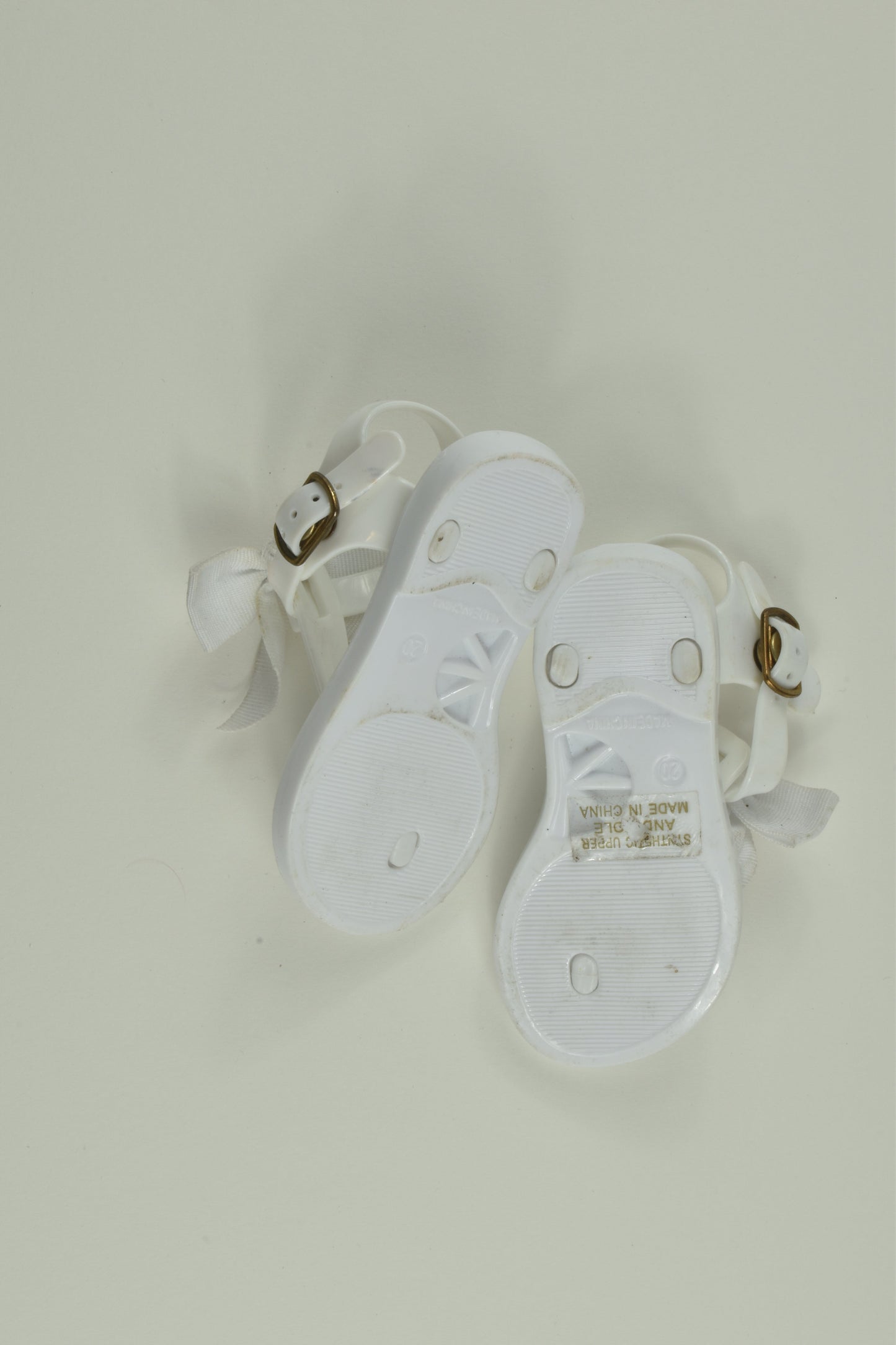 Country Road Size EU 20 Sandals