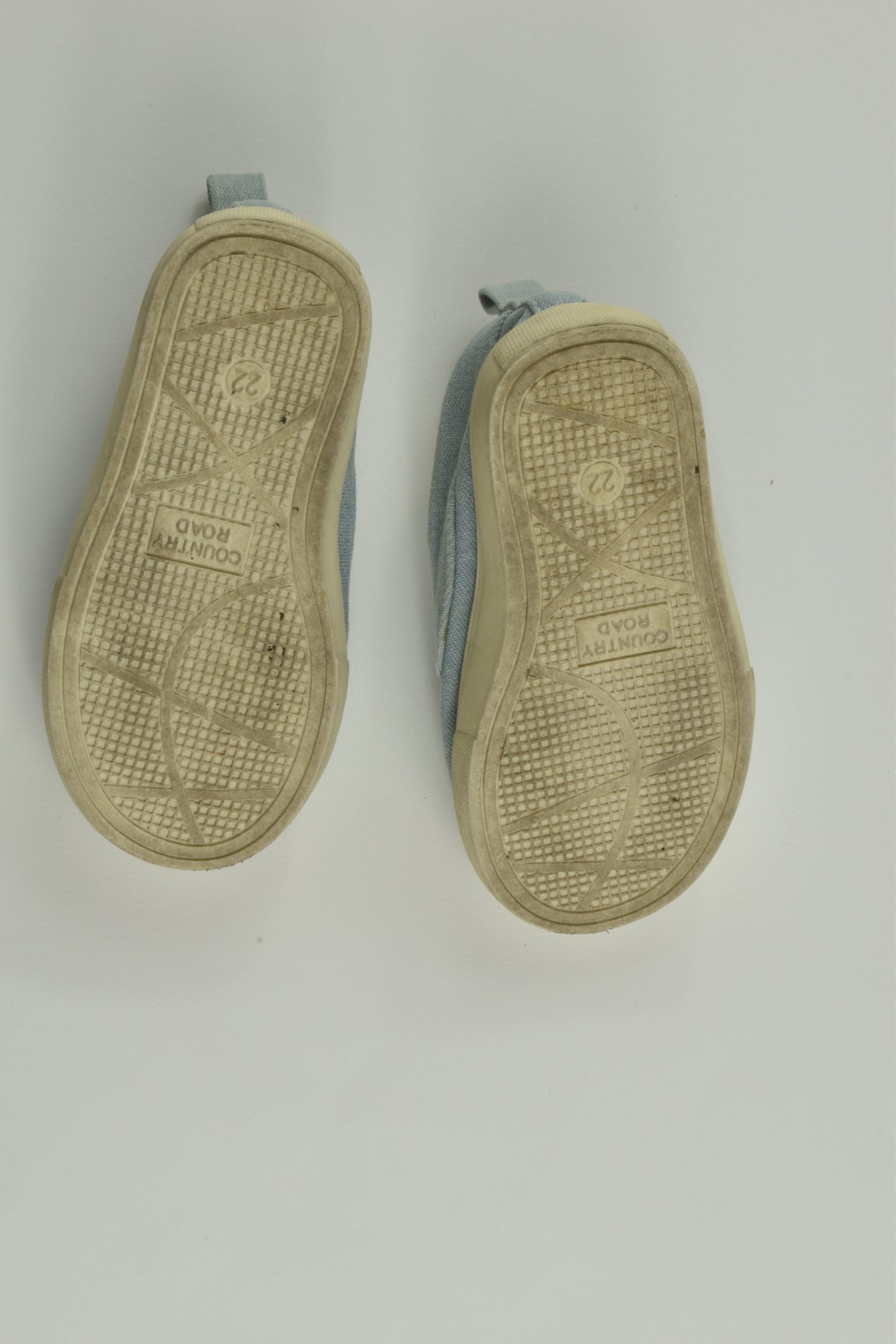 Country Road Size EU 22 Shoes