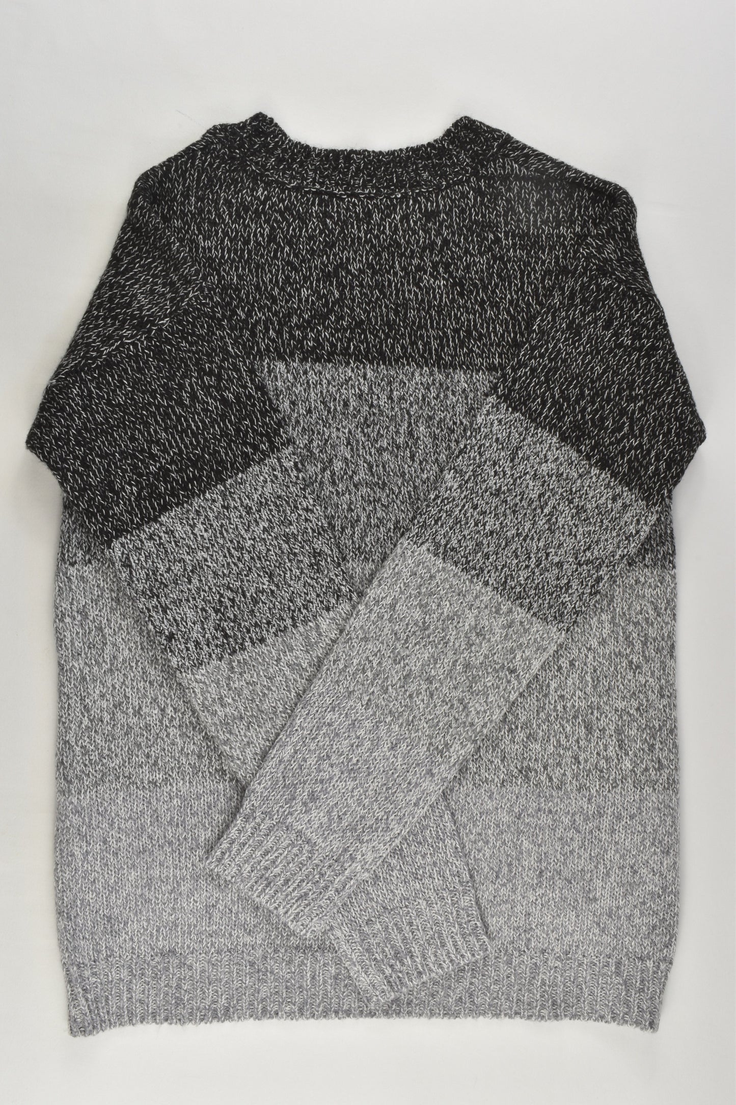 DKNY Size 7 (S) Knit Jumper