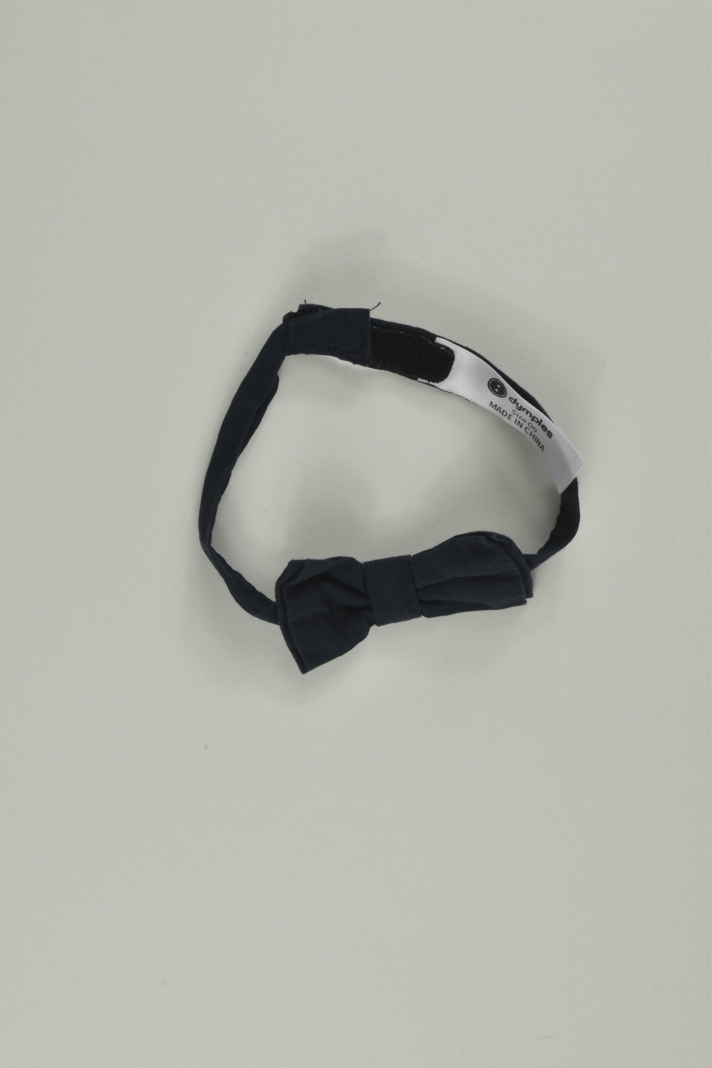 Dymples Size 00 Bow Tie