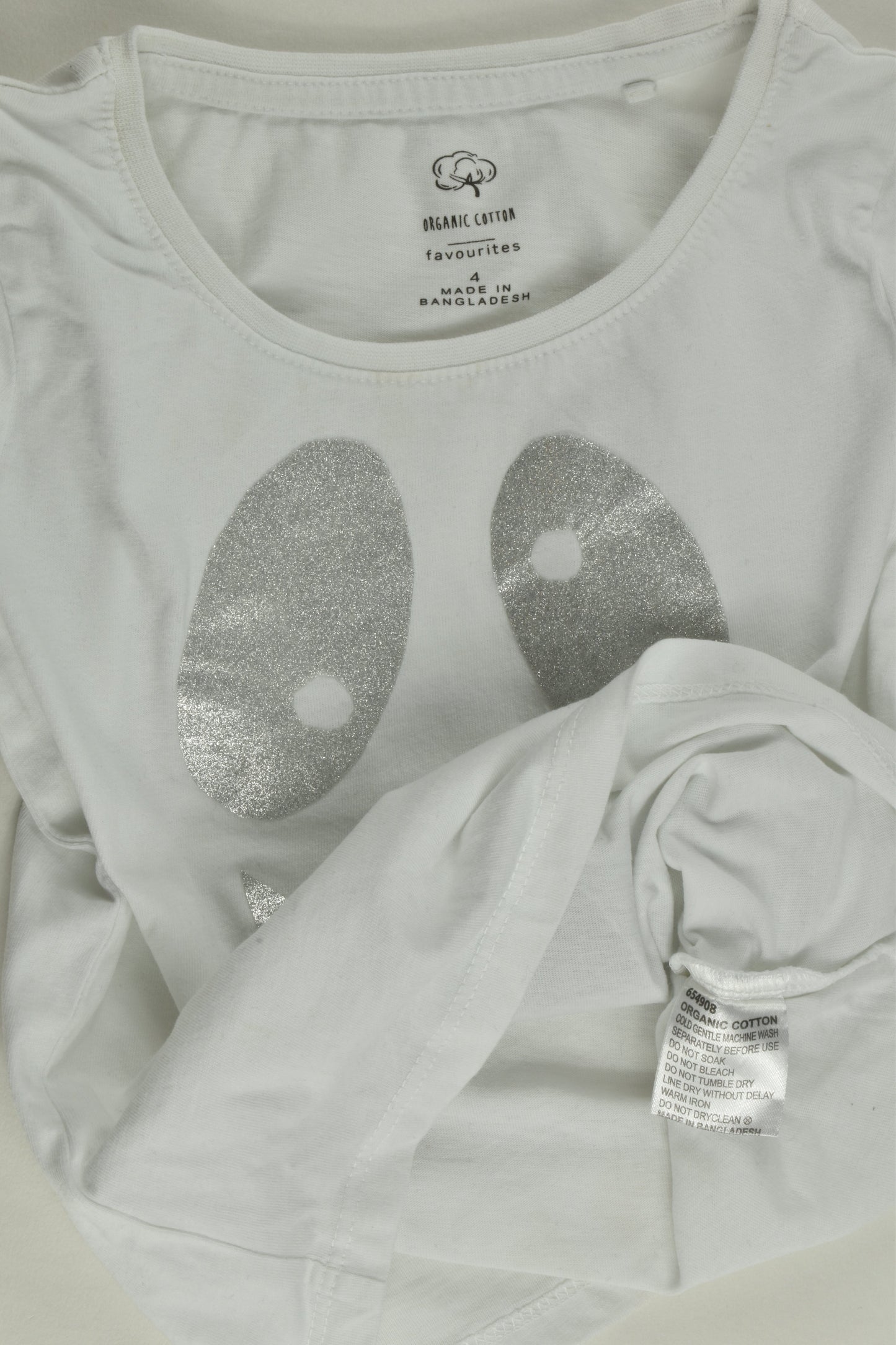 Favourites Size 4 T-shirt