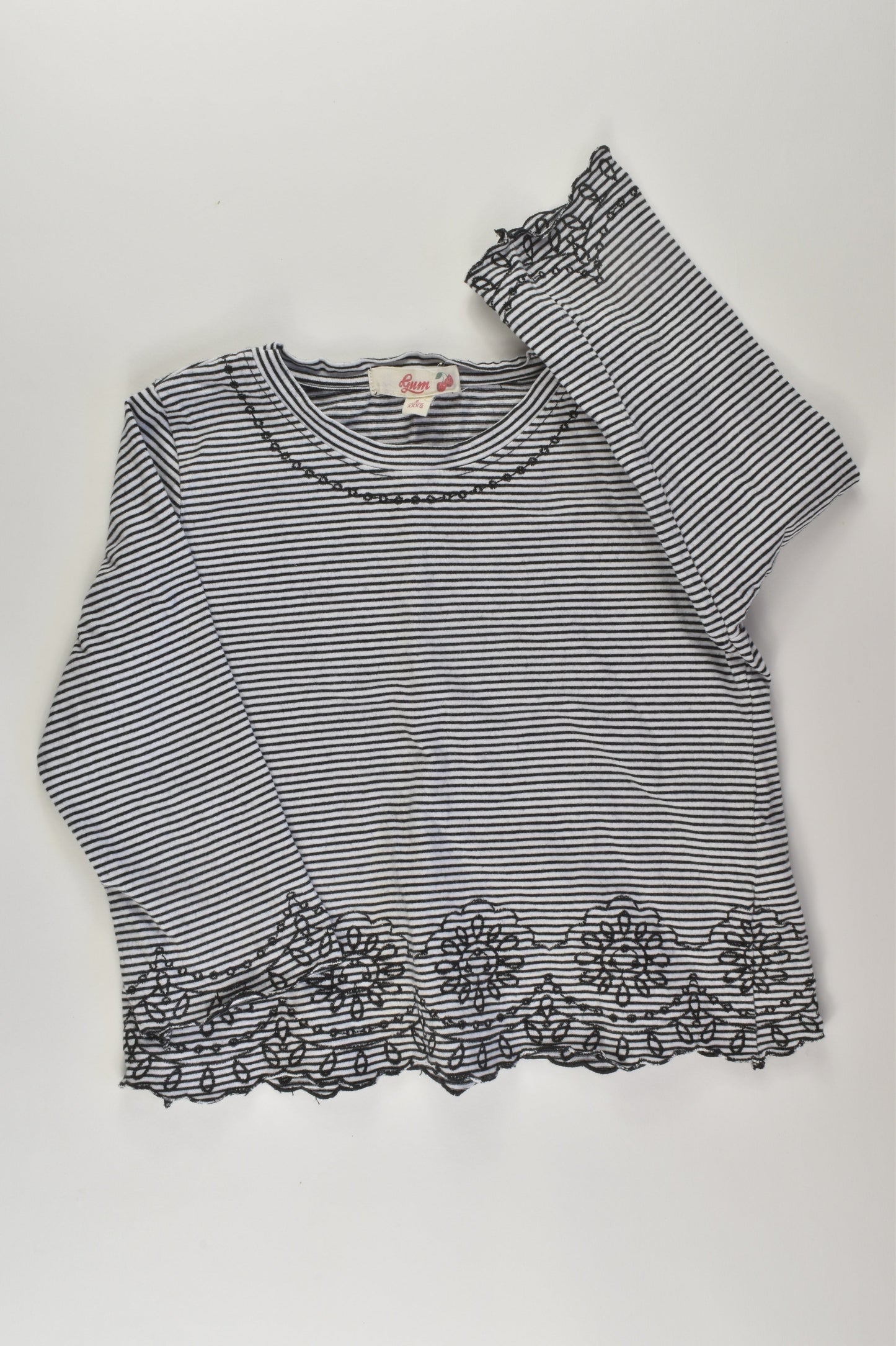 Gum Size 8 Embroidery Top