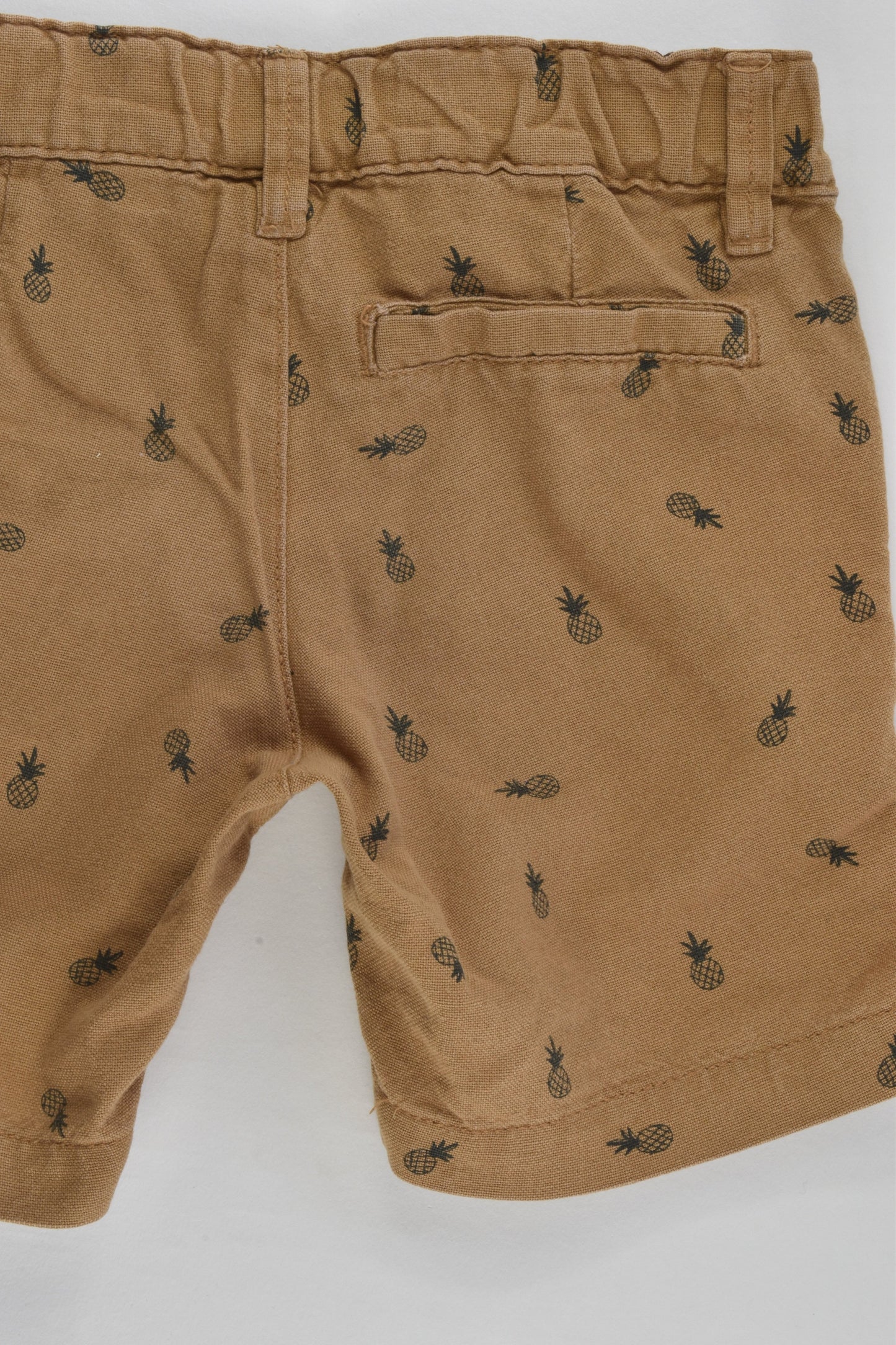 H&M Size 1 (86 cm) Pineapples Lightweight Shorts