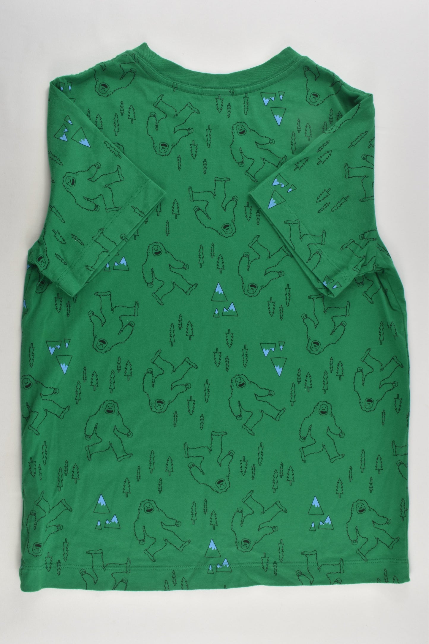 Hanna Andersson Size 8-9 (130 cm, US 8) Snow Monster T-shirt