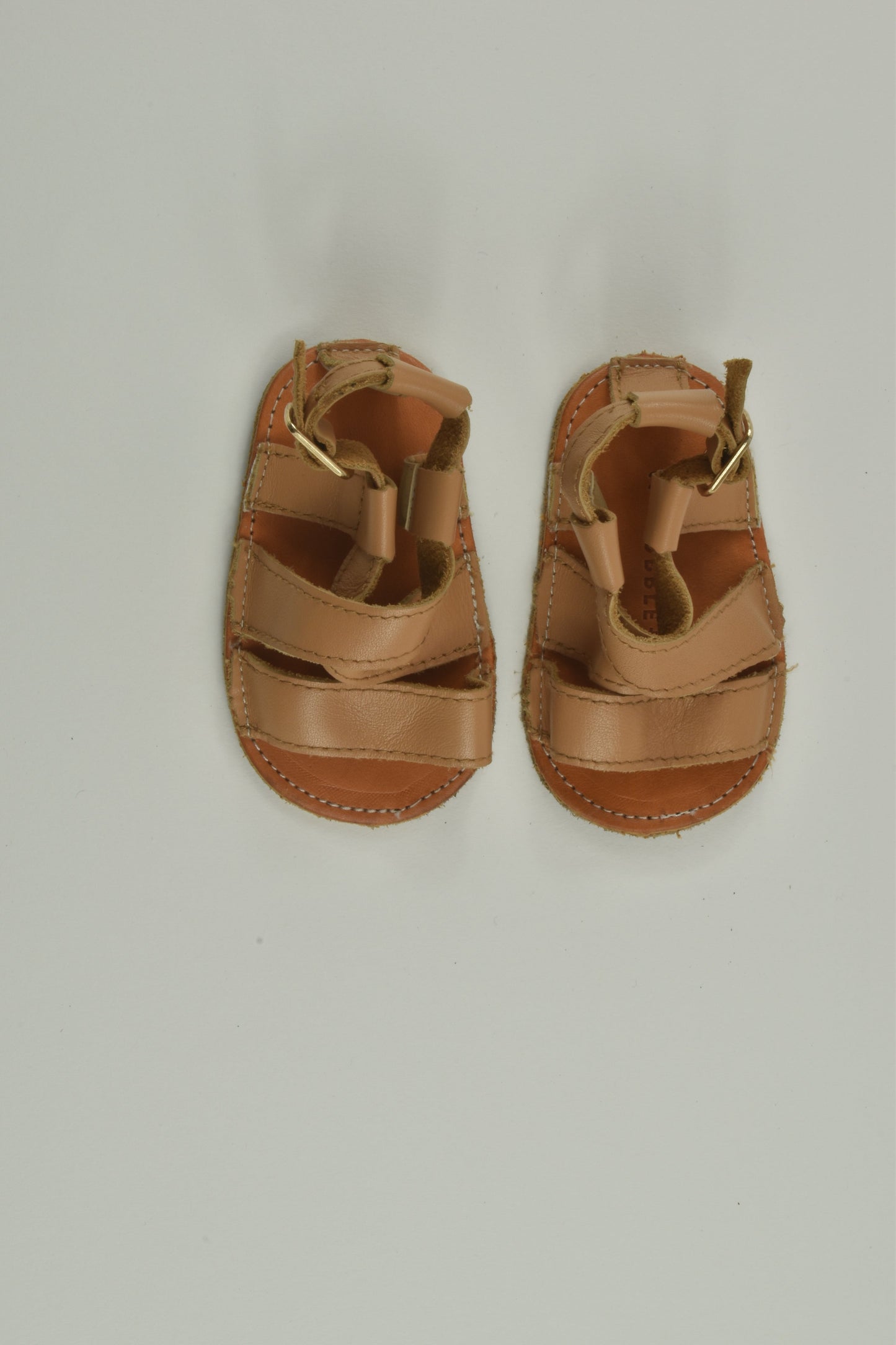 Hubble & Duke Size 2 Leather Soft Sole Sandals