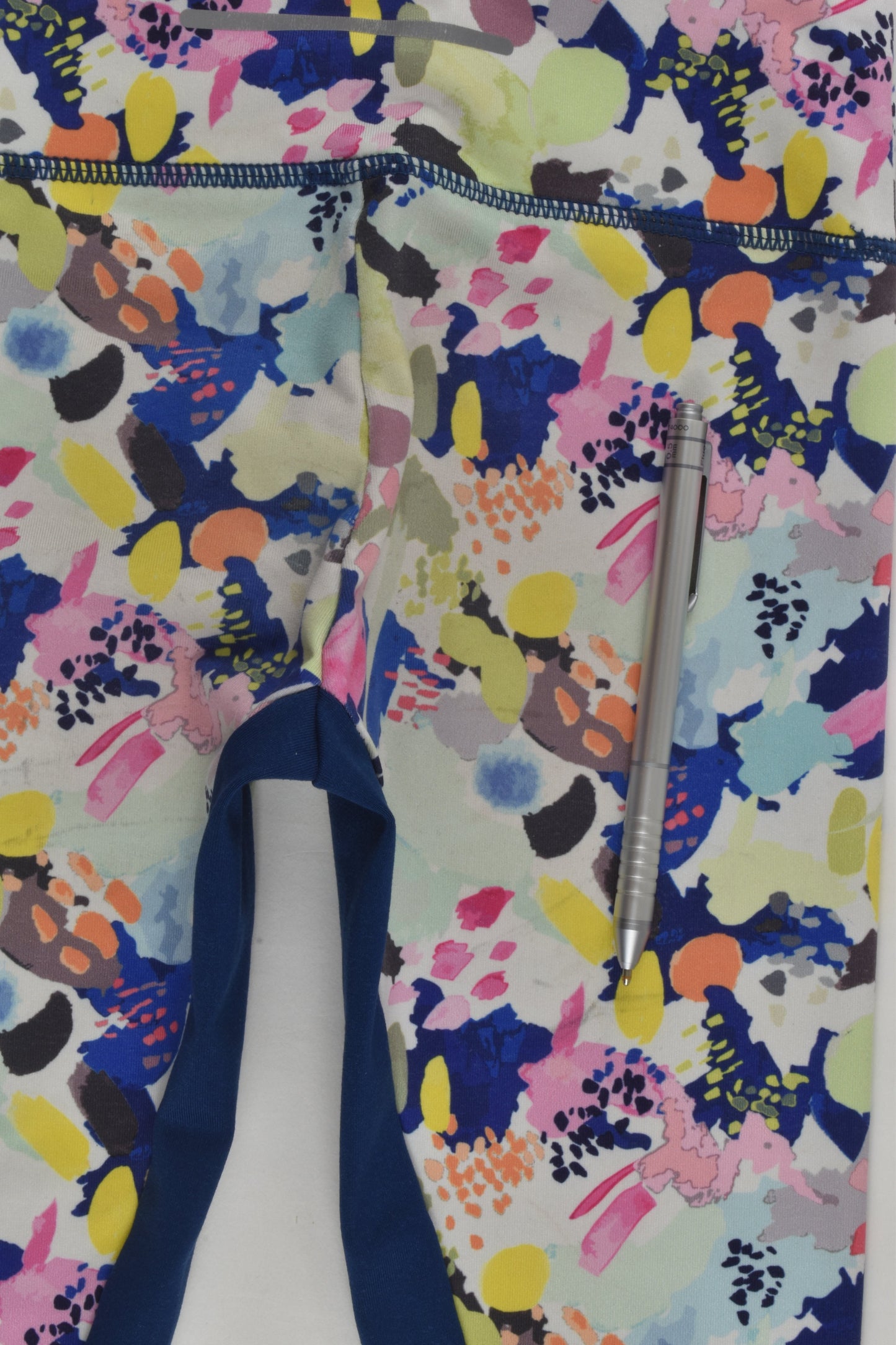 Leigh Tucker Willow Size 5-6 Sport Pants