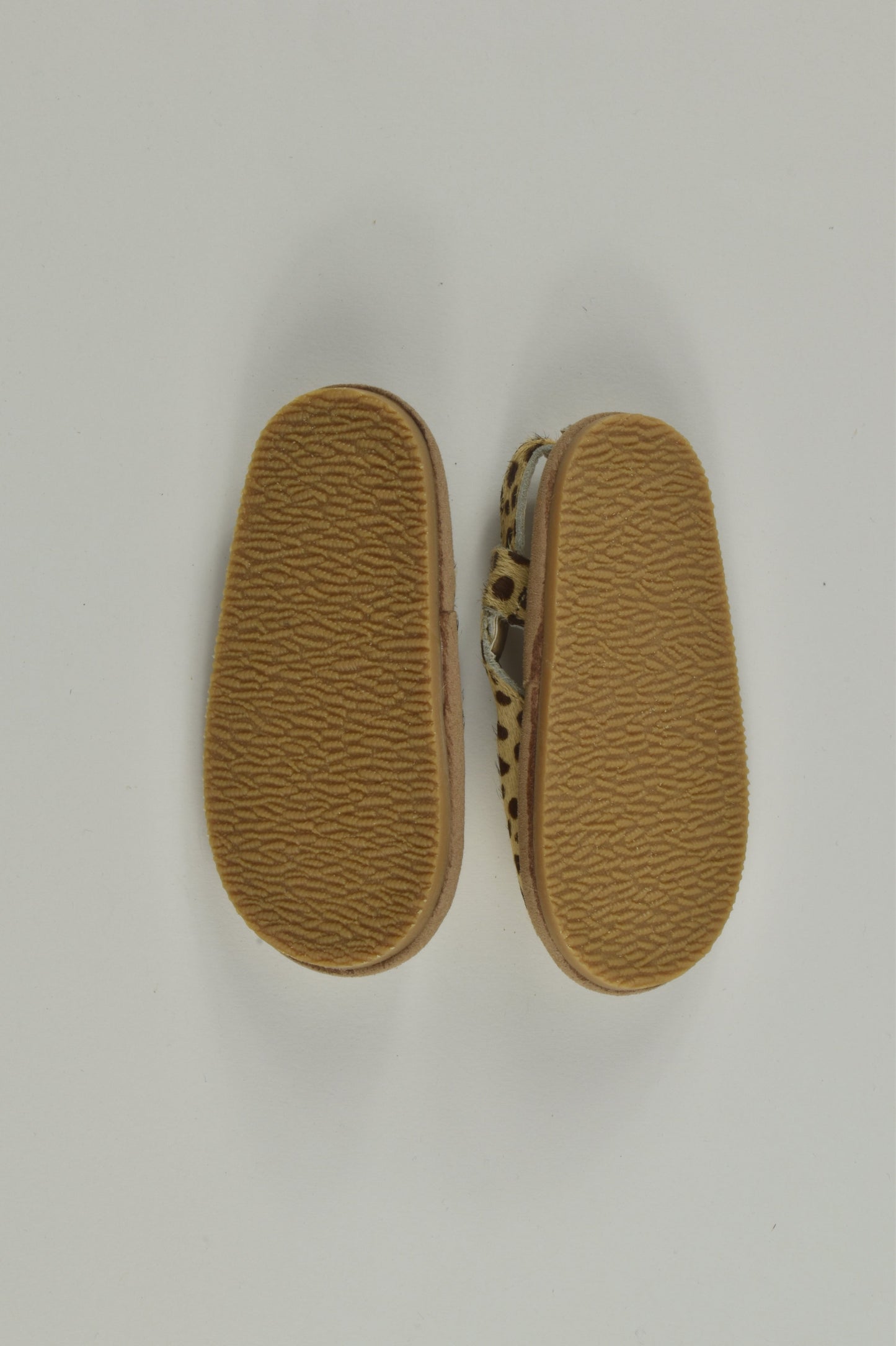 NEW Ella Claire Size approx 4 Leather Sandals