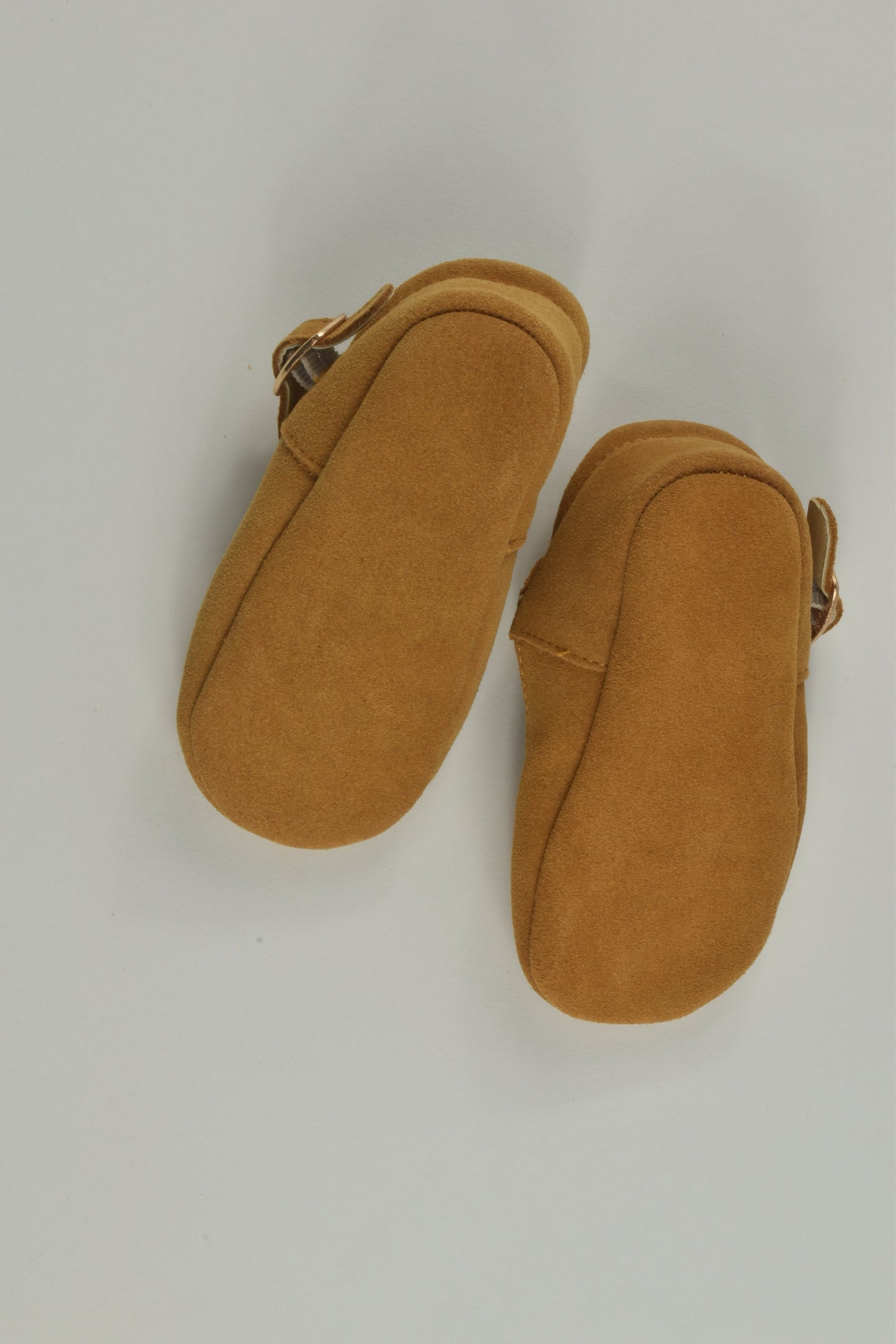 NEW Miann & Co Size 5 Brown Soft Sole Leather Shoes