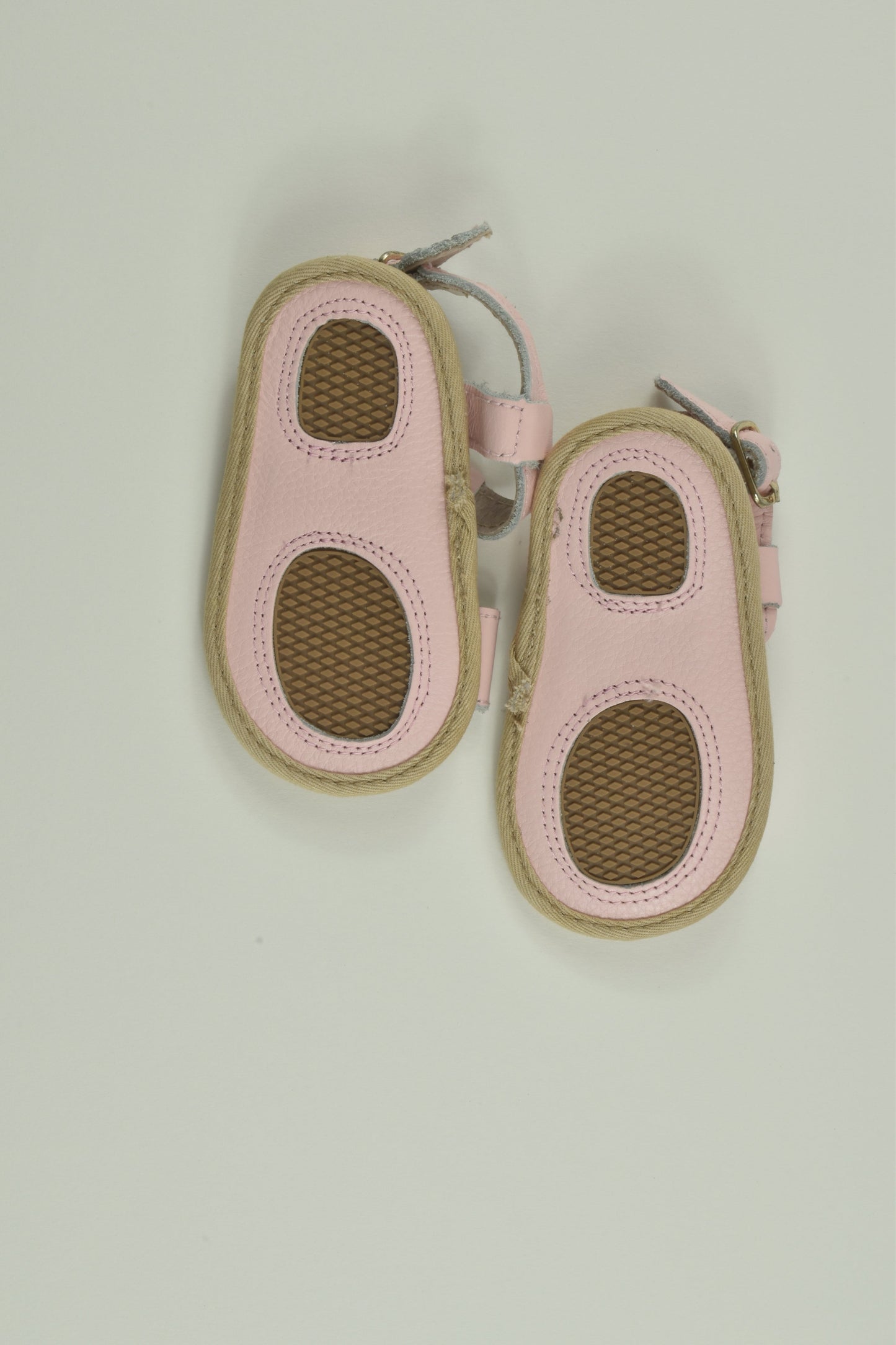 NEW Raindrop Kids Size 4 Leather Soft Sole Sandals