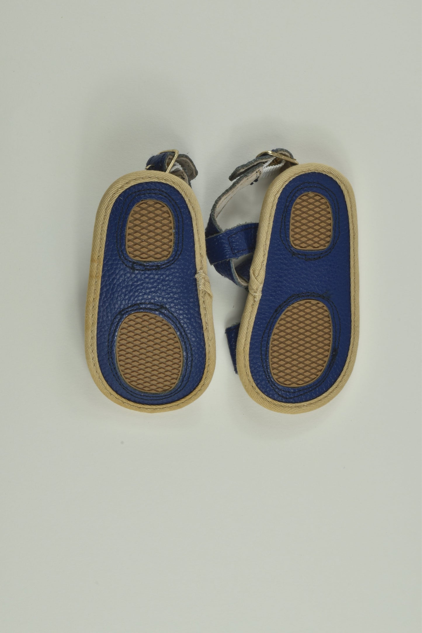 NEW Raindrop Kids Size 4 Leather Soft Sole Sandals