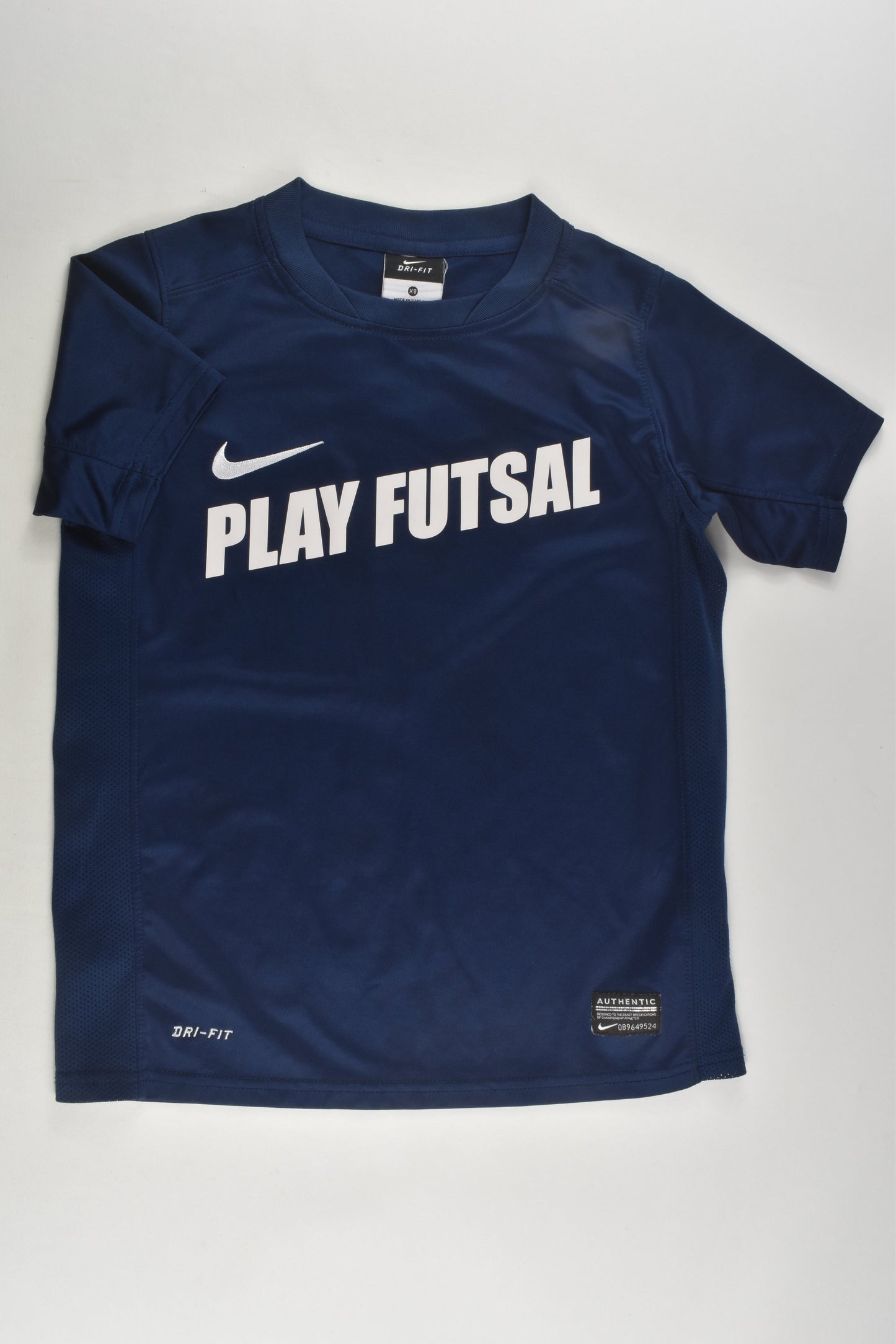 Nike Size 6-7 Futsal Sport T-shirt