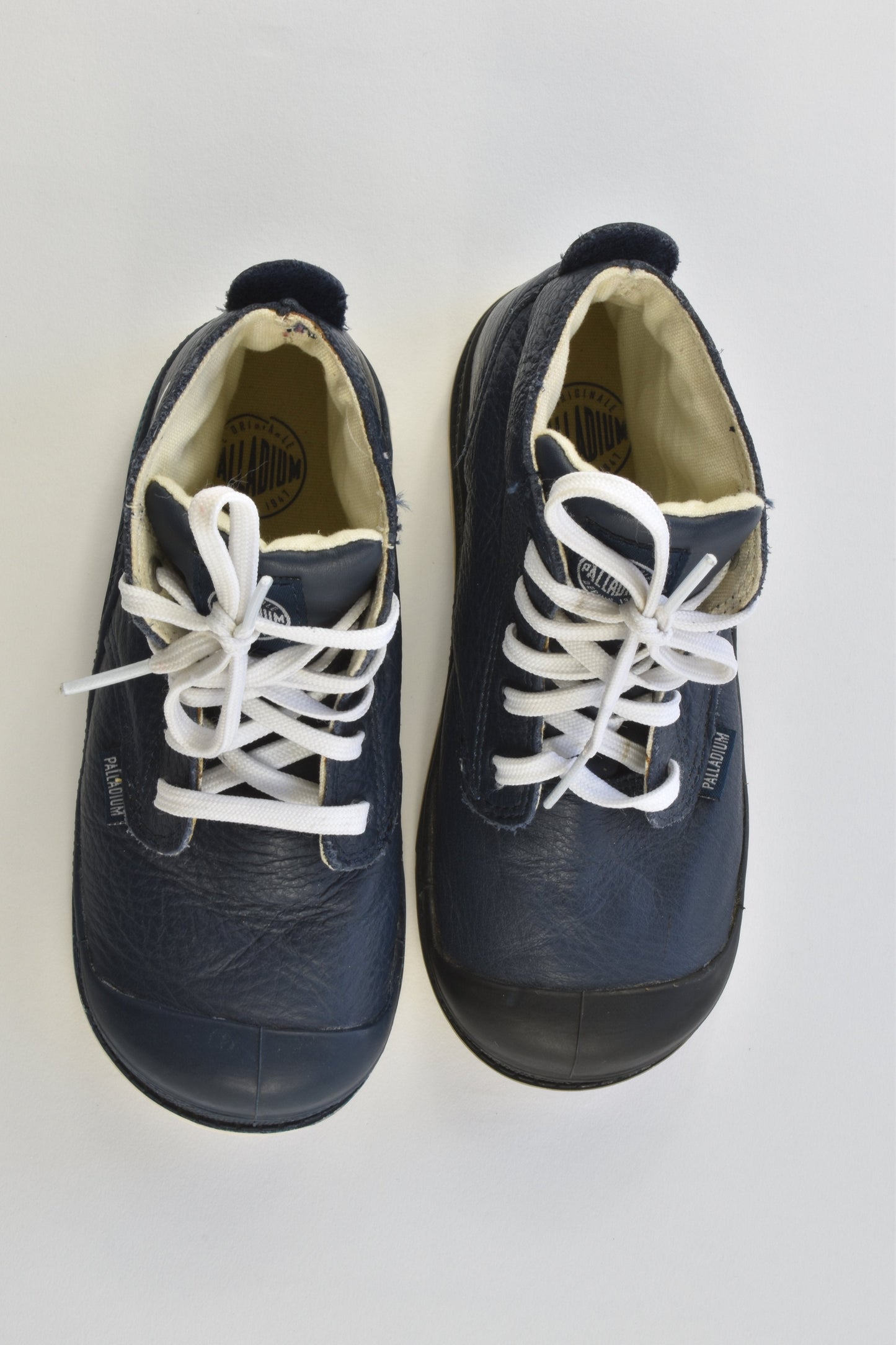 Palladium Size UK 9.5 Leather Shoes