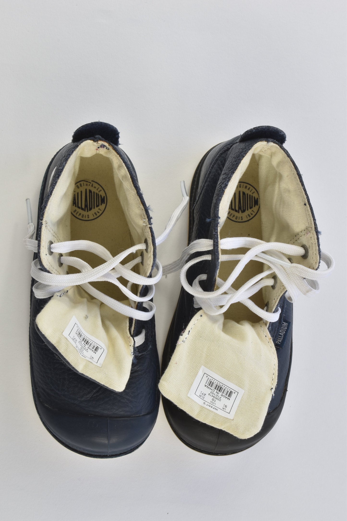 Palladium Size UK 9.5 Leather Shoes