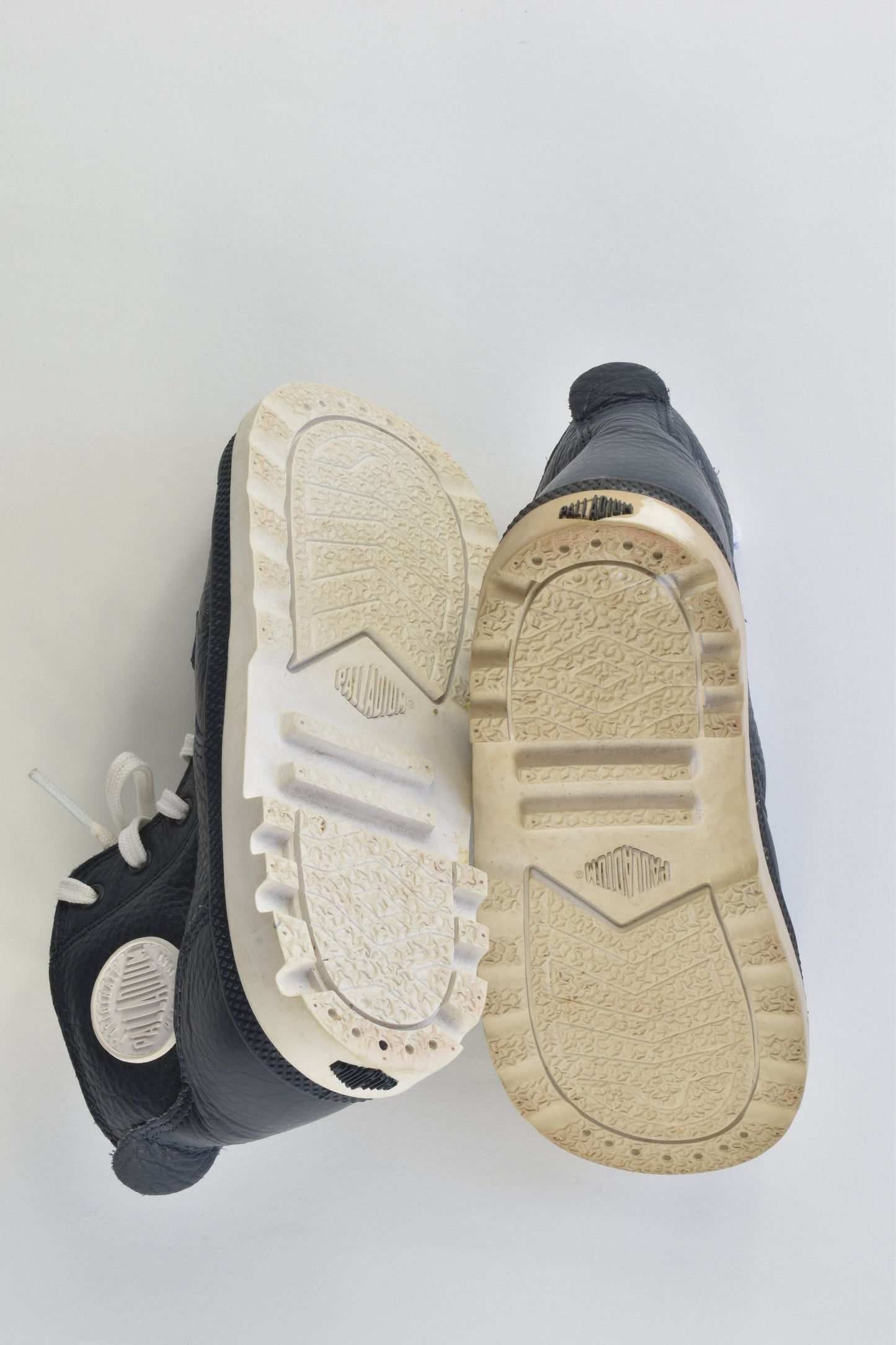 Palladium Size UK 9.5 Leather Shoes