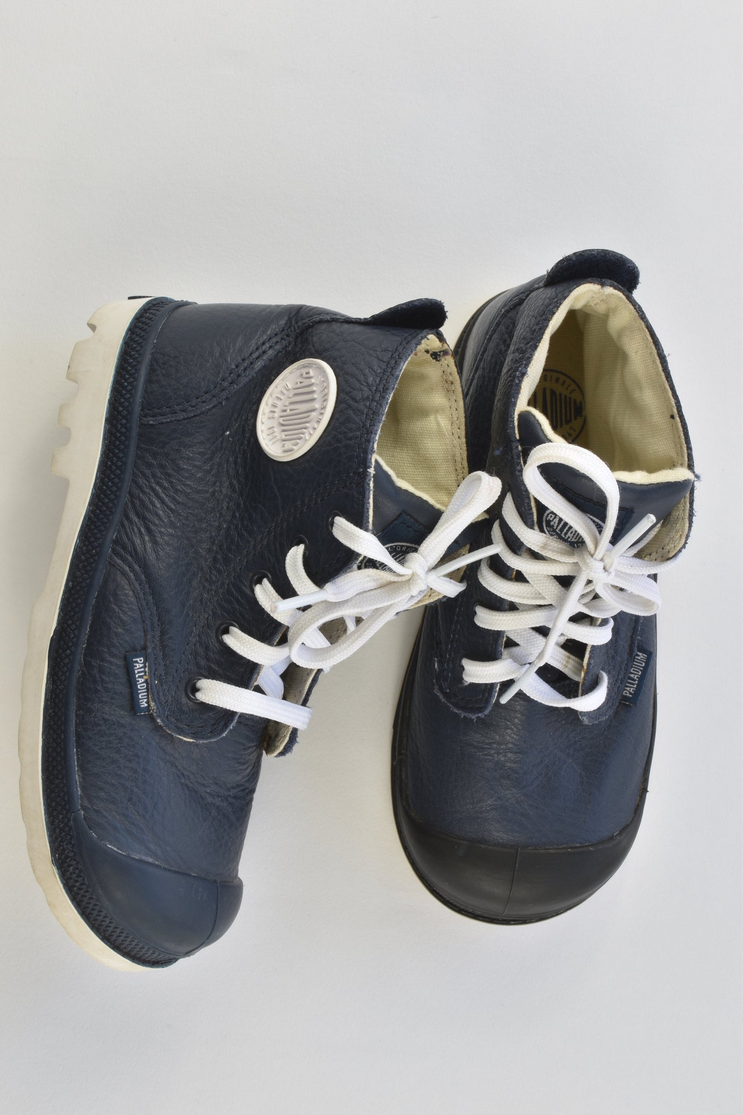 Palladium Size UK 9.5 Leather Shoes