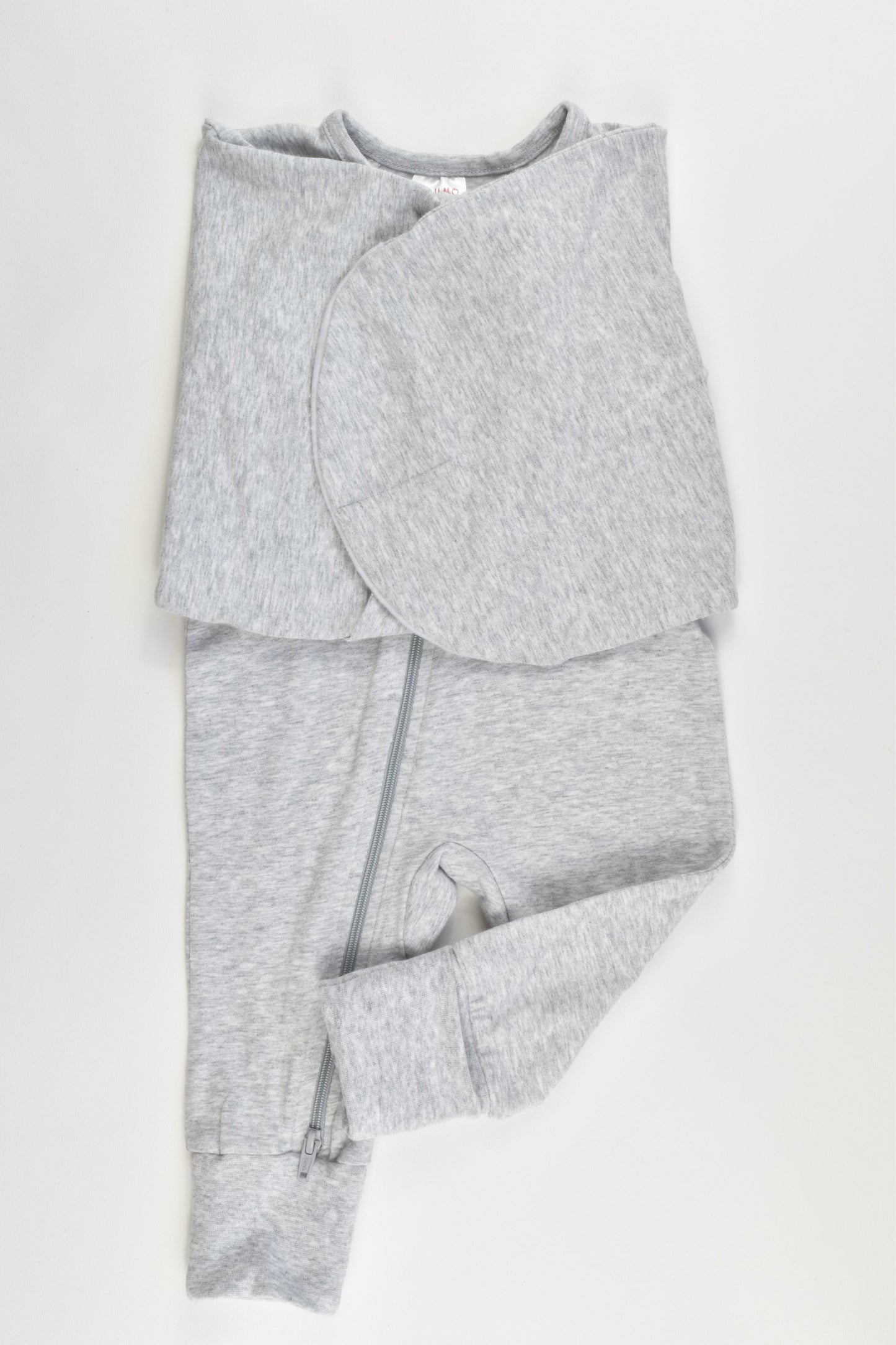Plum Size 3.5-7kg Swaddle Suit 0.5 tog
