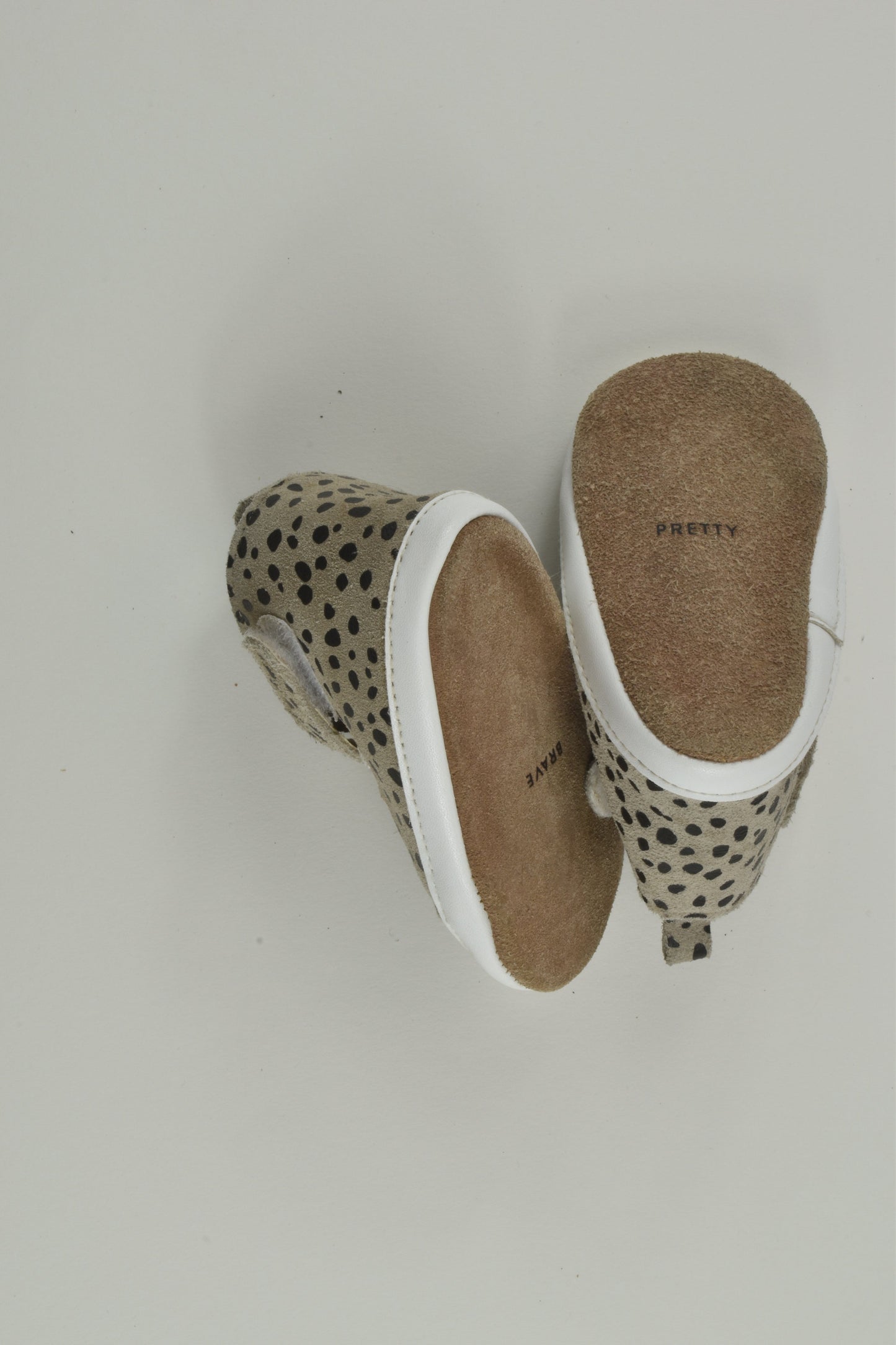 Pretty Brave Size EU 18 Leather Shoes