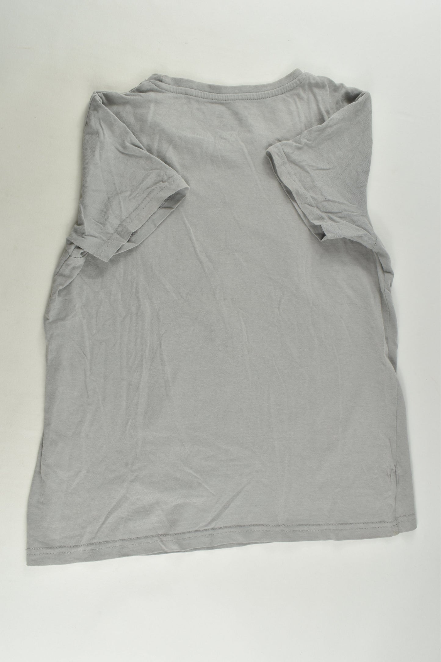 Tilt Size 8 T-shirt