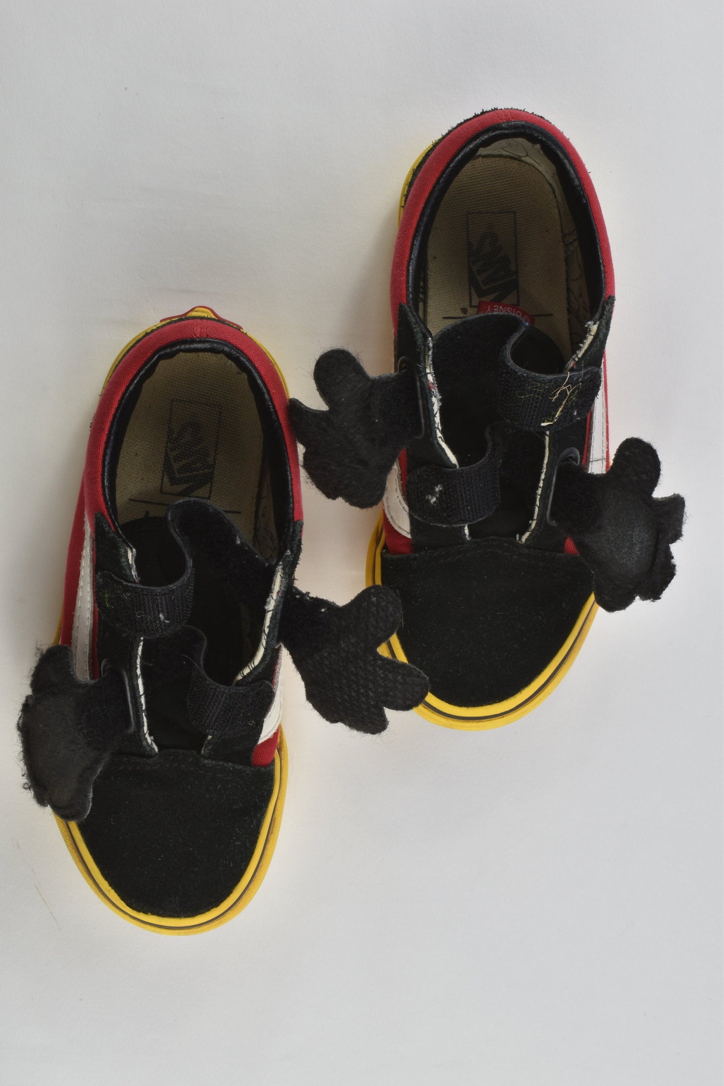 Vans of the Wall Size 12.5 Disney Mickey Mouse Shoes