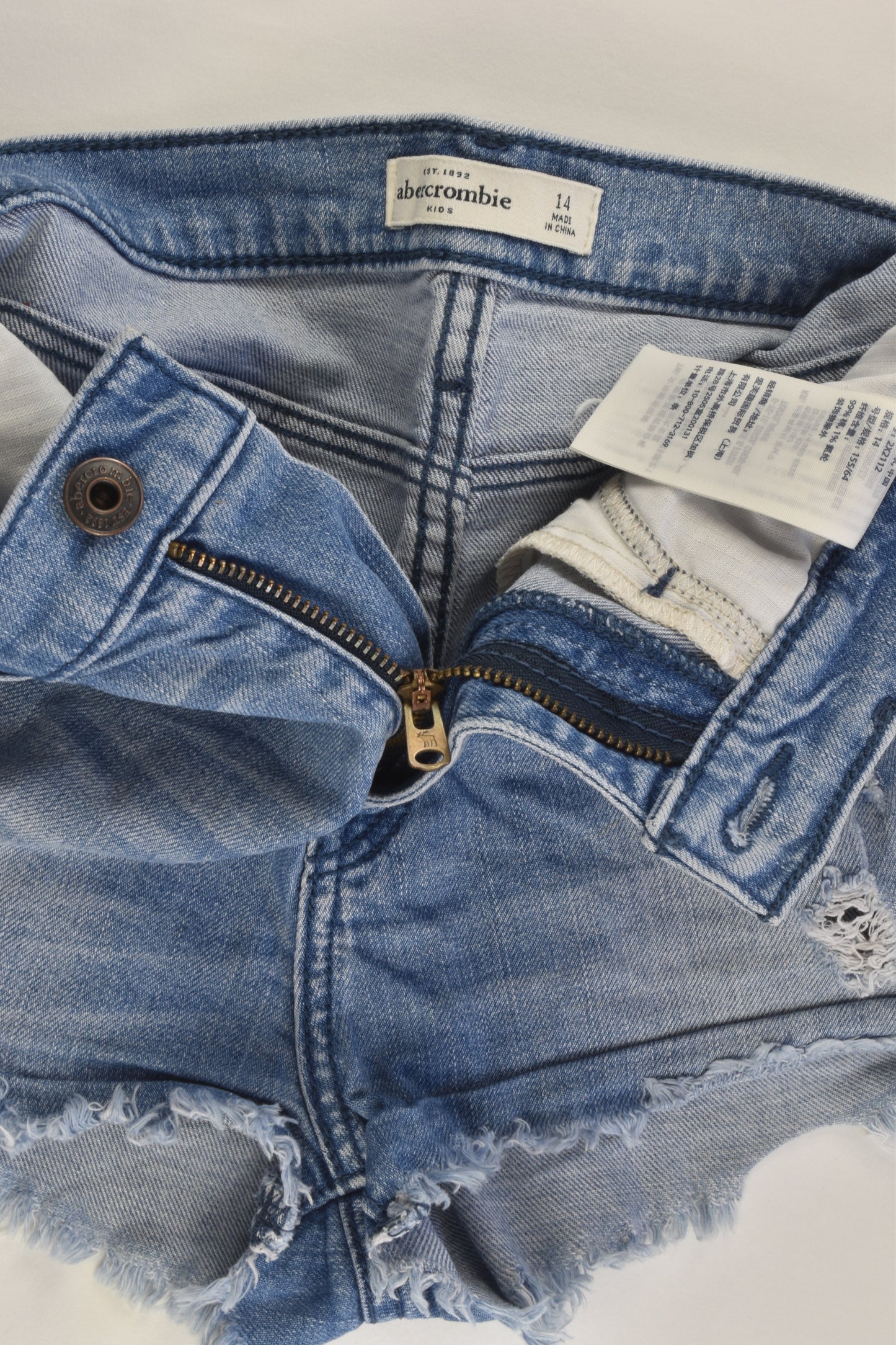 Abercrombie Kids Size 14 Stretchy Denim Shorts