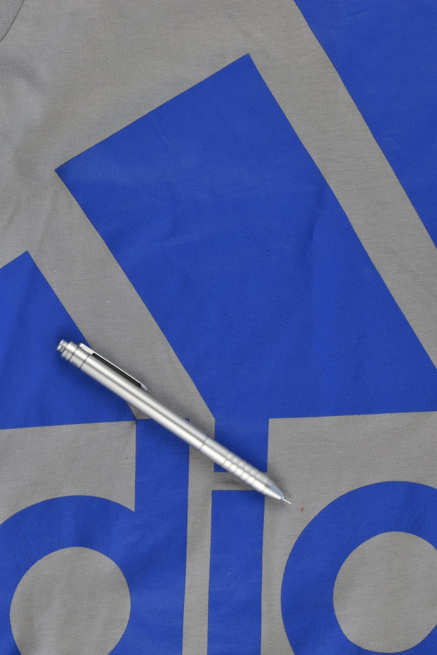 Adidas Size 11-12 (152 cm) T-shirt