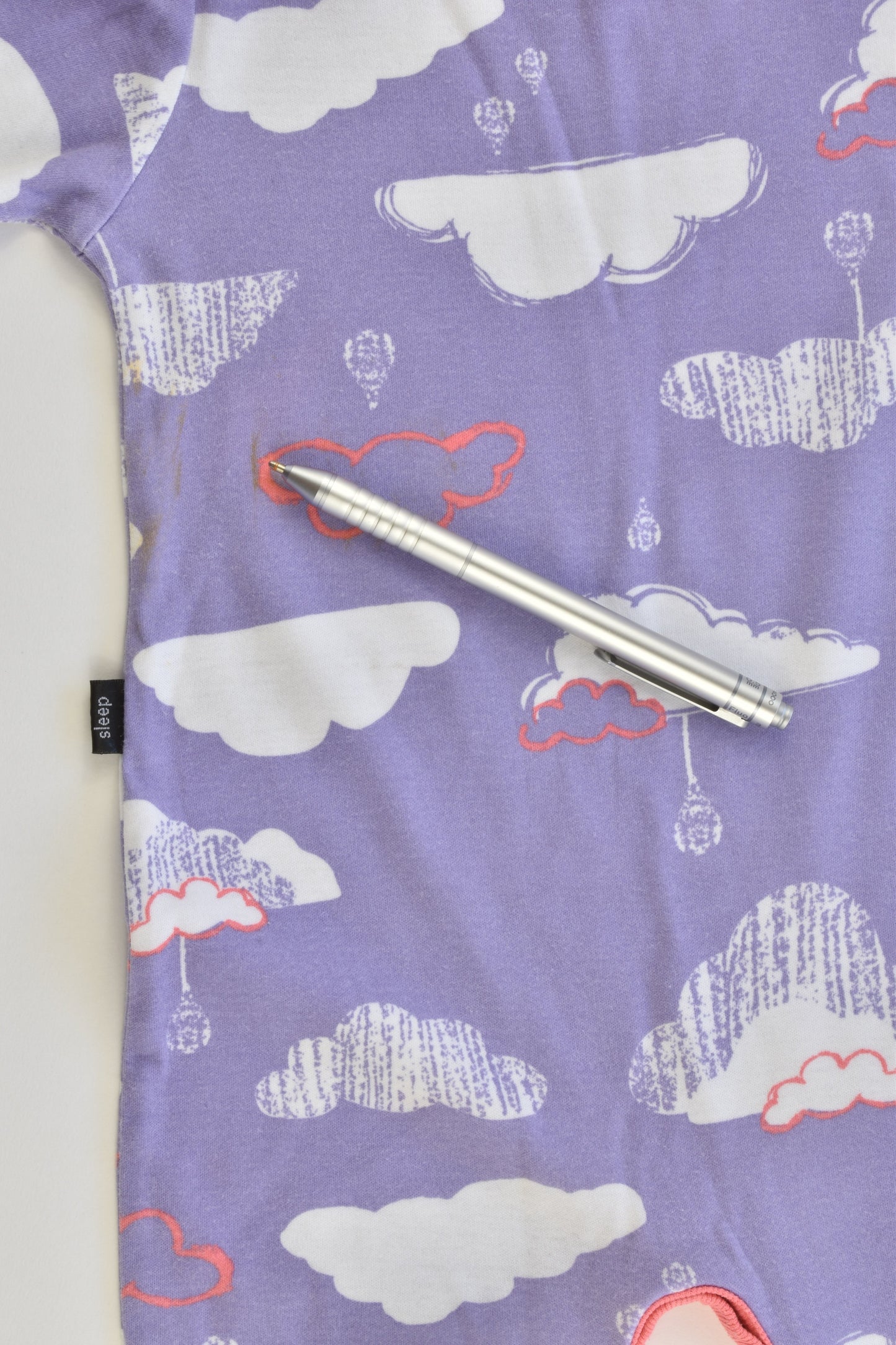 Bonds Size 00 (3-6 months) Clouds Footed Romper