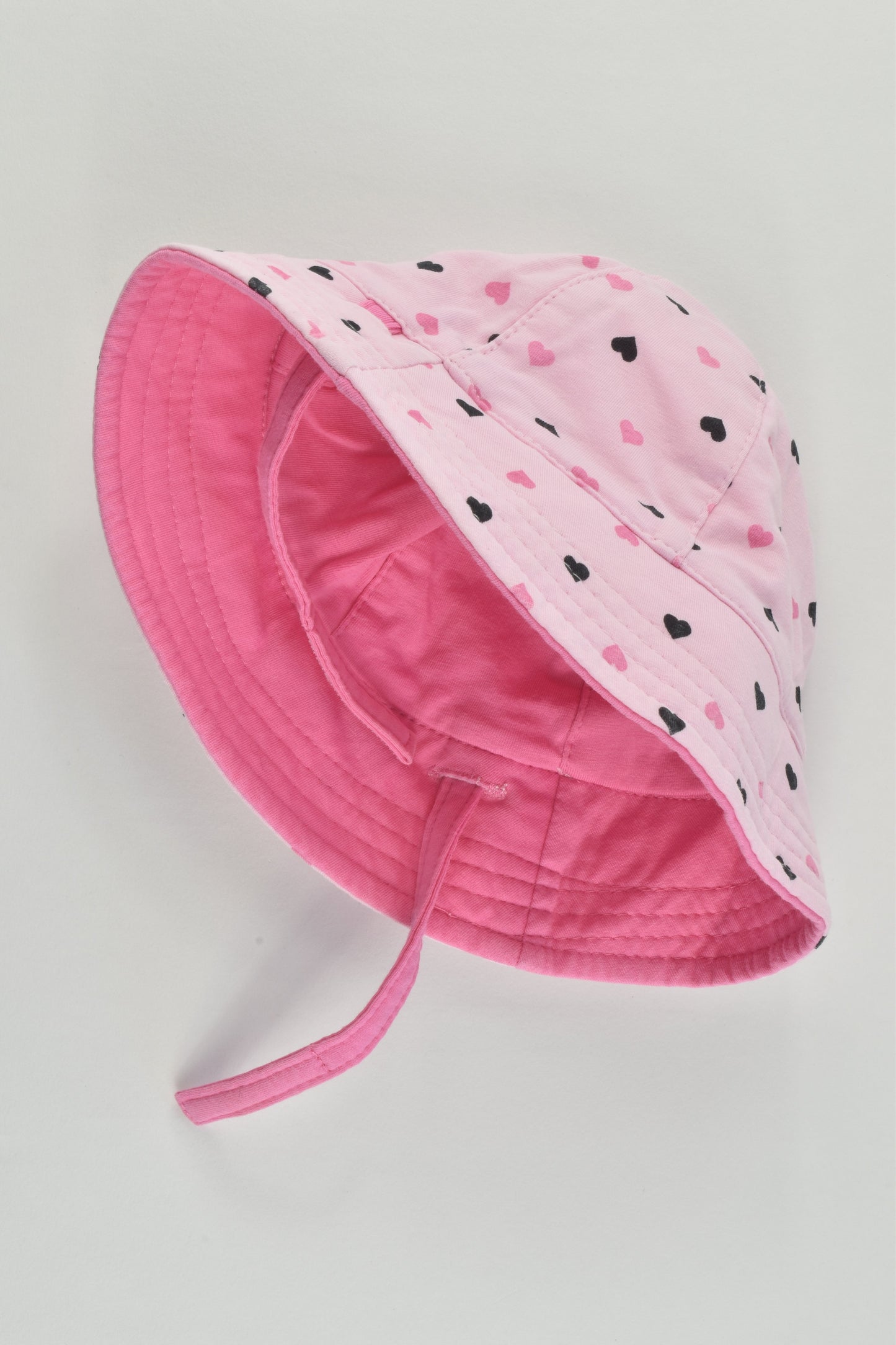 Brand Unknown Size approx 0 Love Hearts Hat