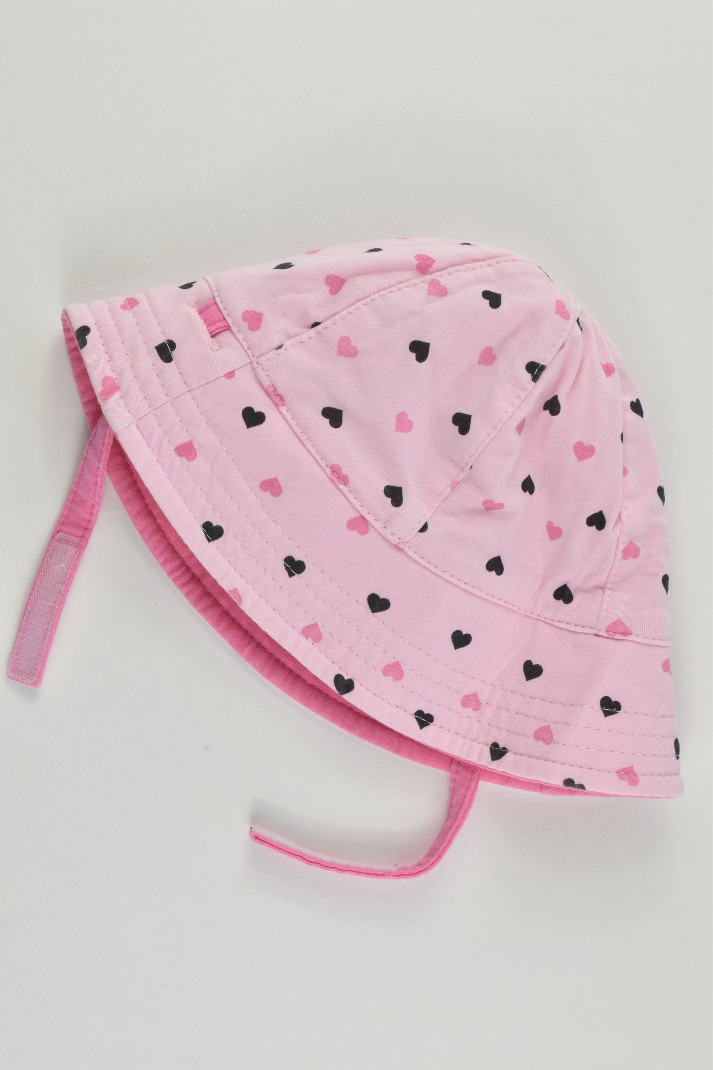 Brand Unknown Size approx 0 Love Hearts Hat