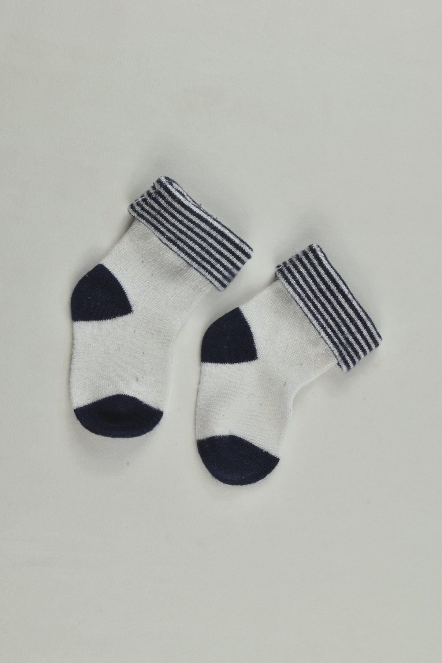 Brand Unknown Size approx 000 months Socks
