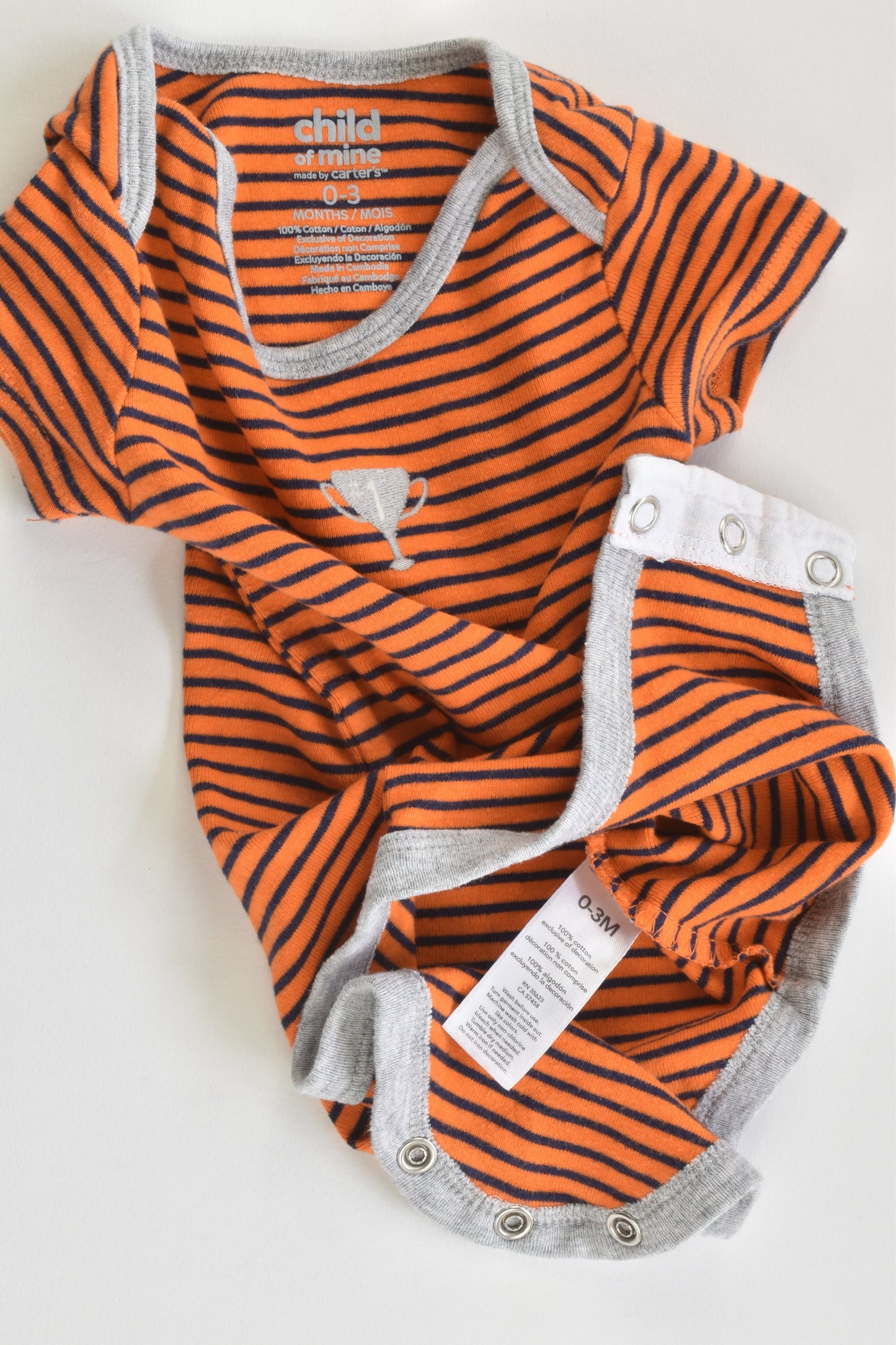 Child Of Mine by Carter's Size 000 (0-3 months) Trophy Bodysuit