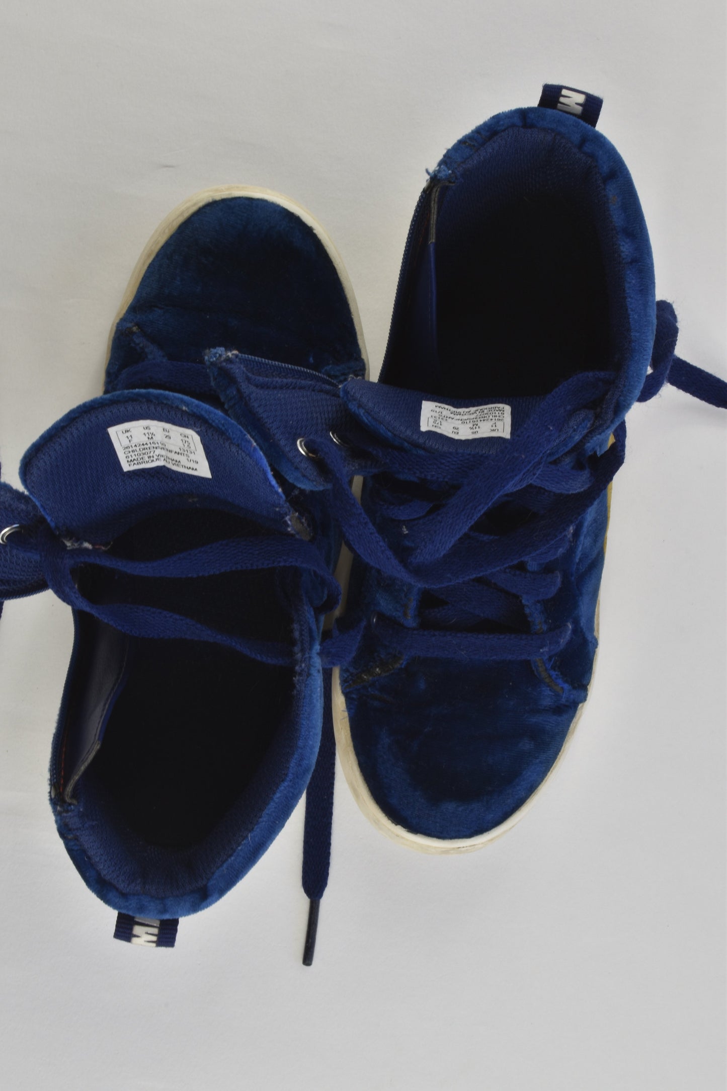 Clarks Size UK 11 'Captain Marvel' Shoes